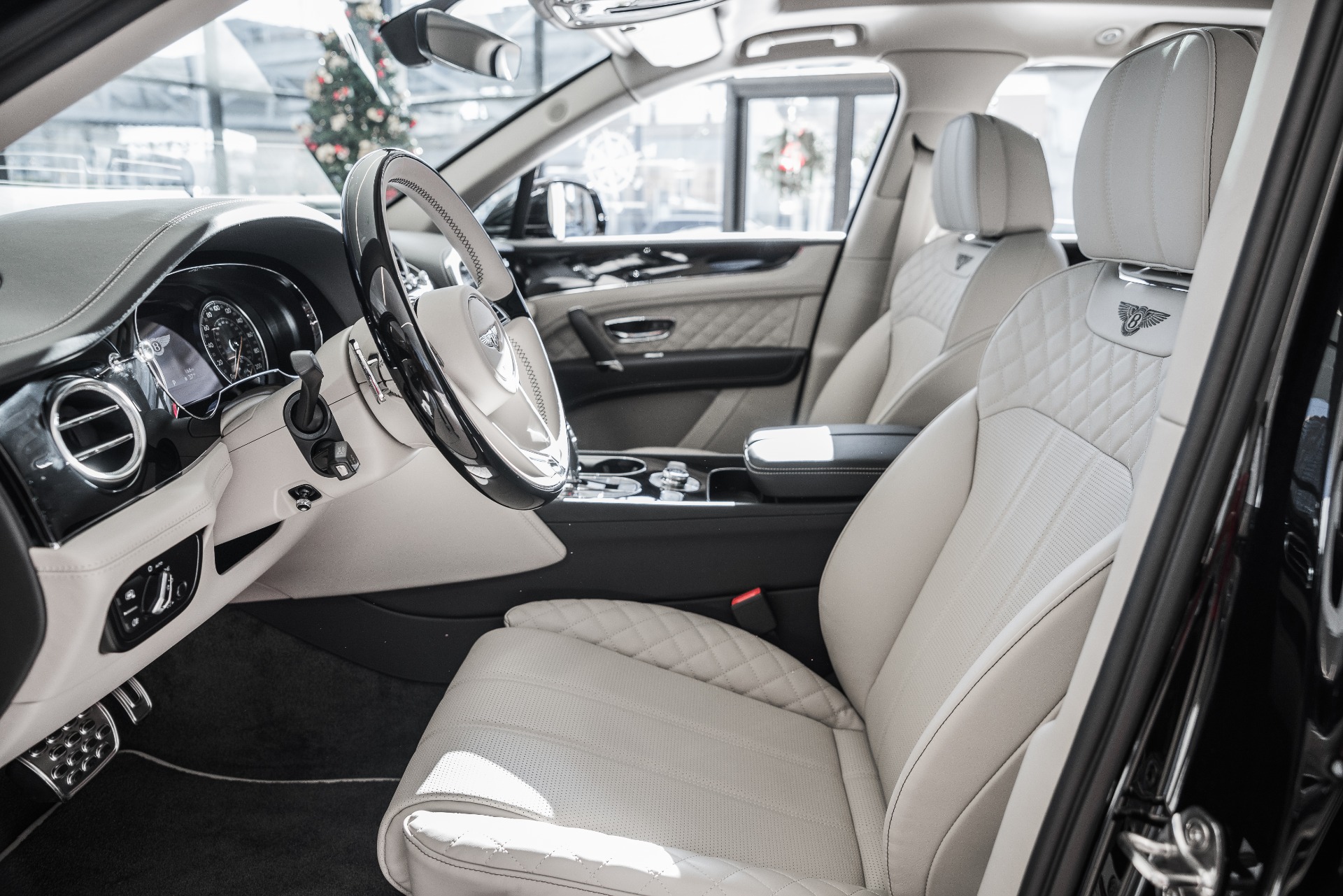 New 2020 Bentley Bentayga V8 | St. Petersburg, FL