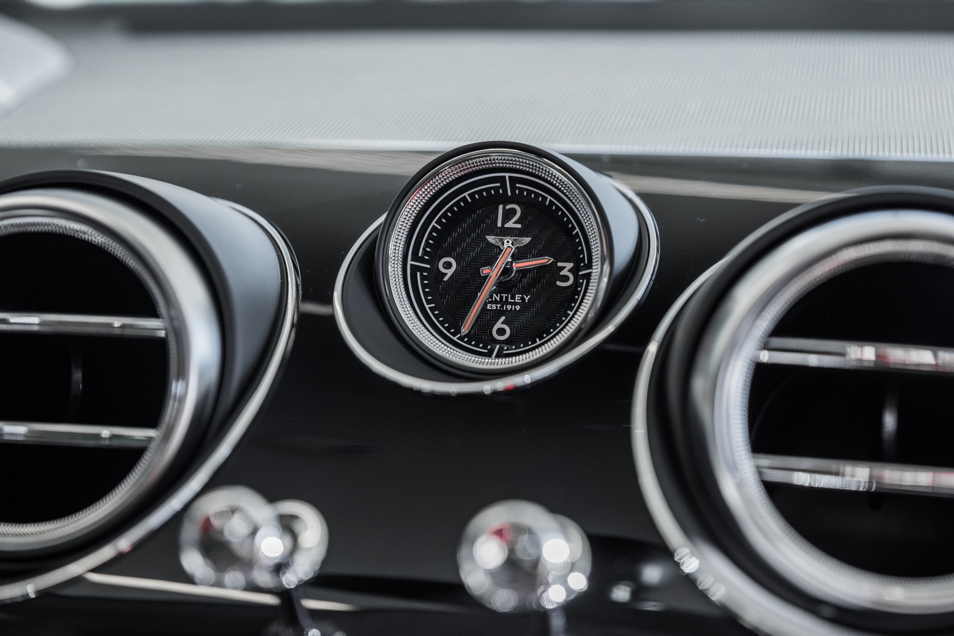 New 2020 Bentley Bentayga V8 | St. Petersburg, FL
