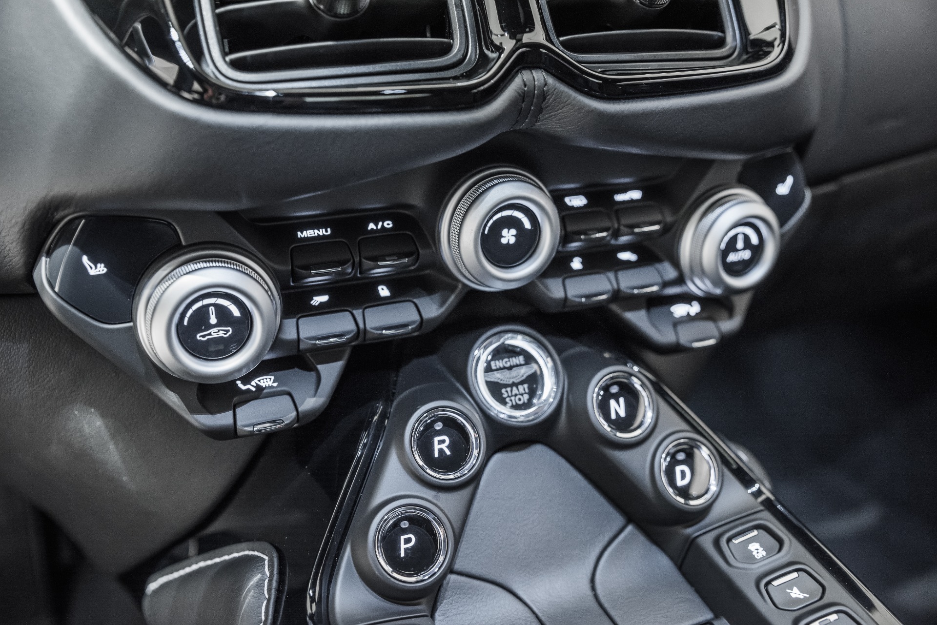 New 2020 Aston Martin Vantage | St. Petersburg, FL
