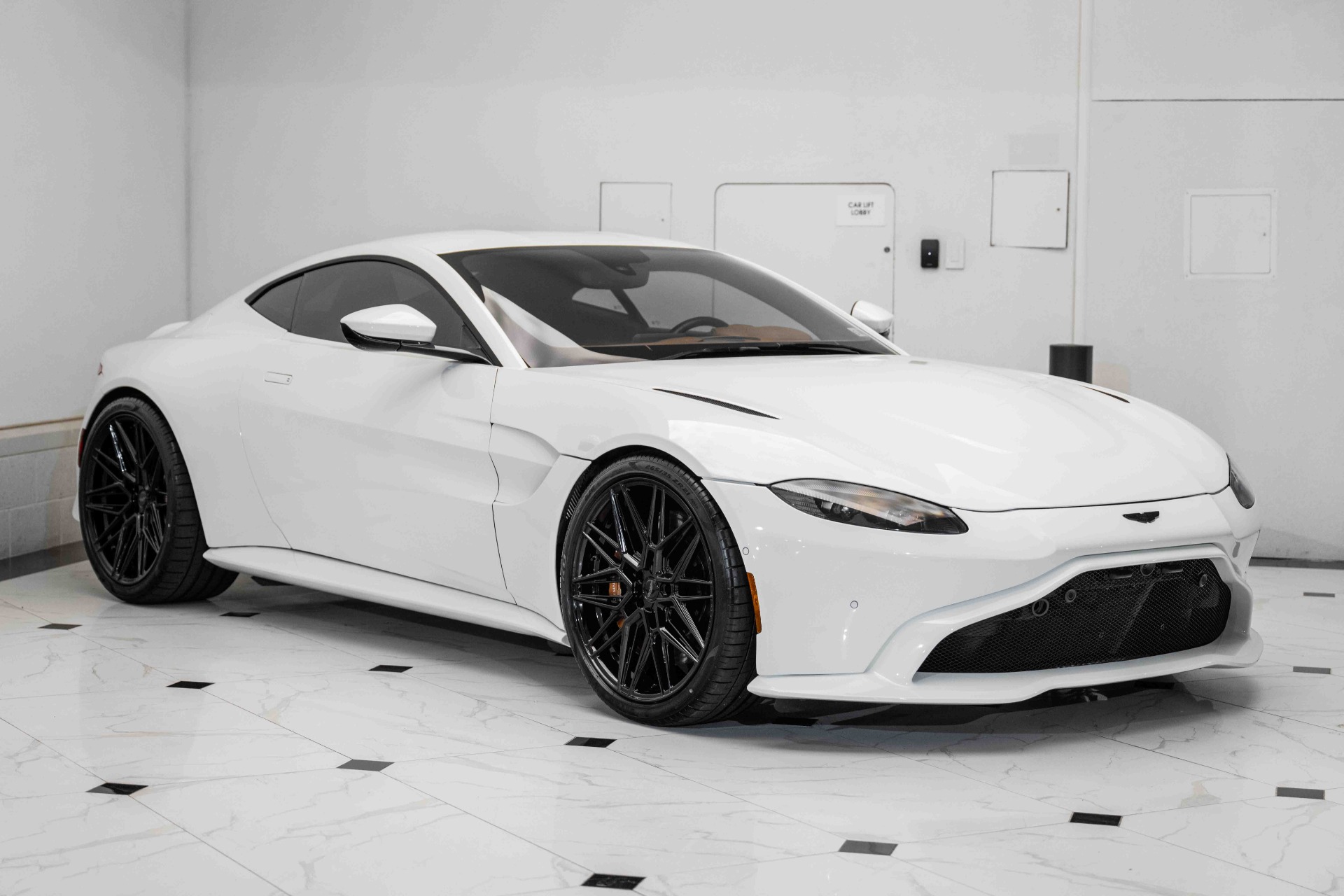 New 2020 Aston Martin Vantage | St. Petersburg, FL