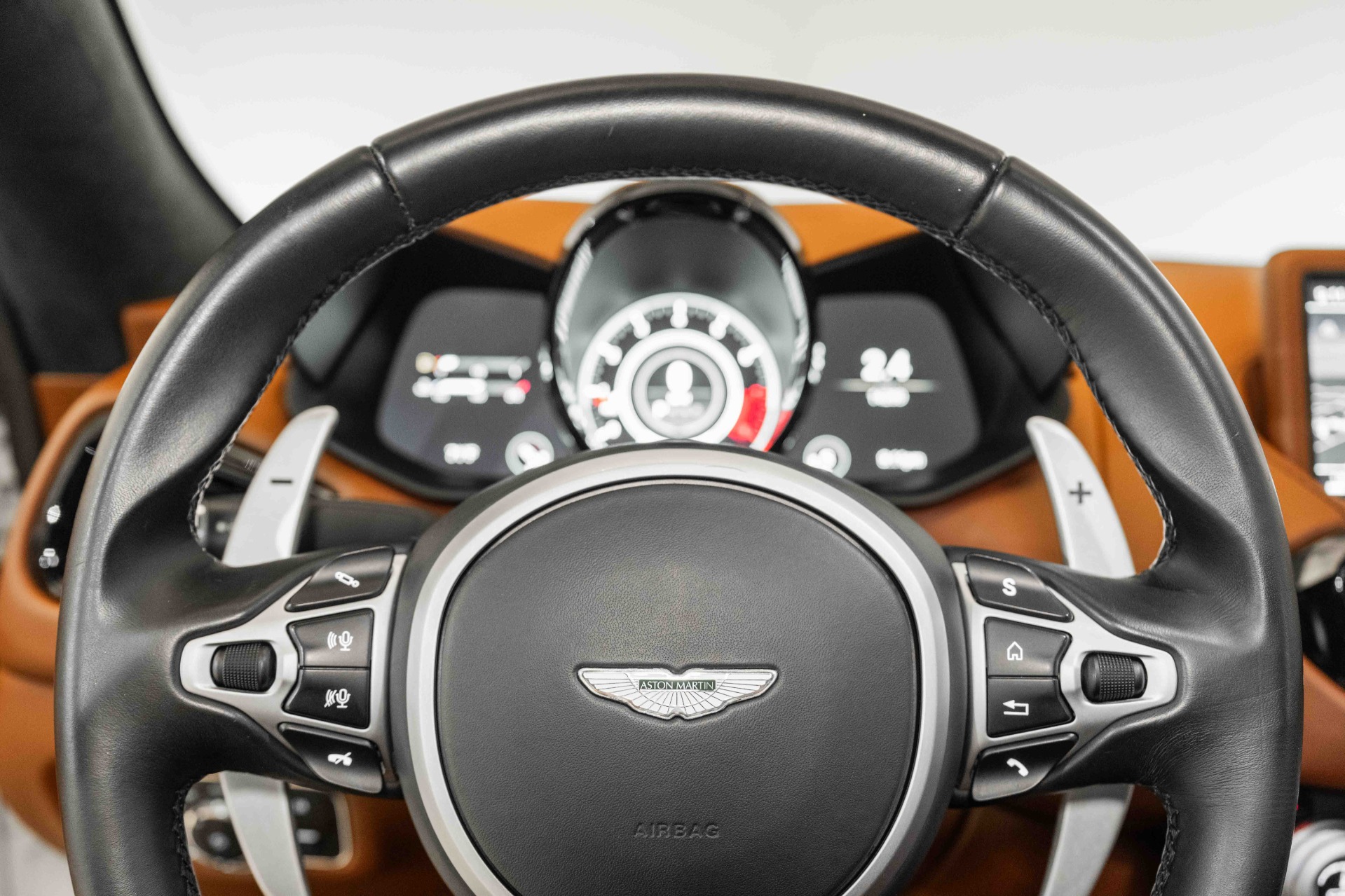 New 2020 Aston Martin Vantage | St. Petersburg, FL