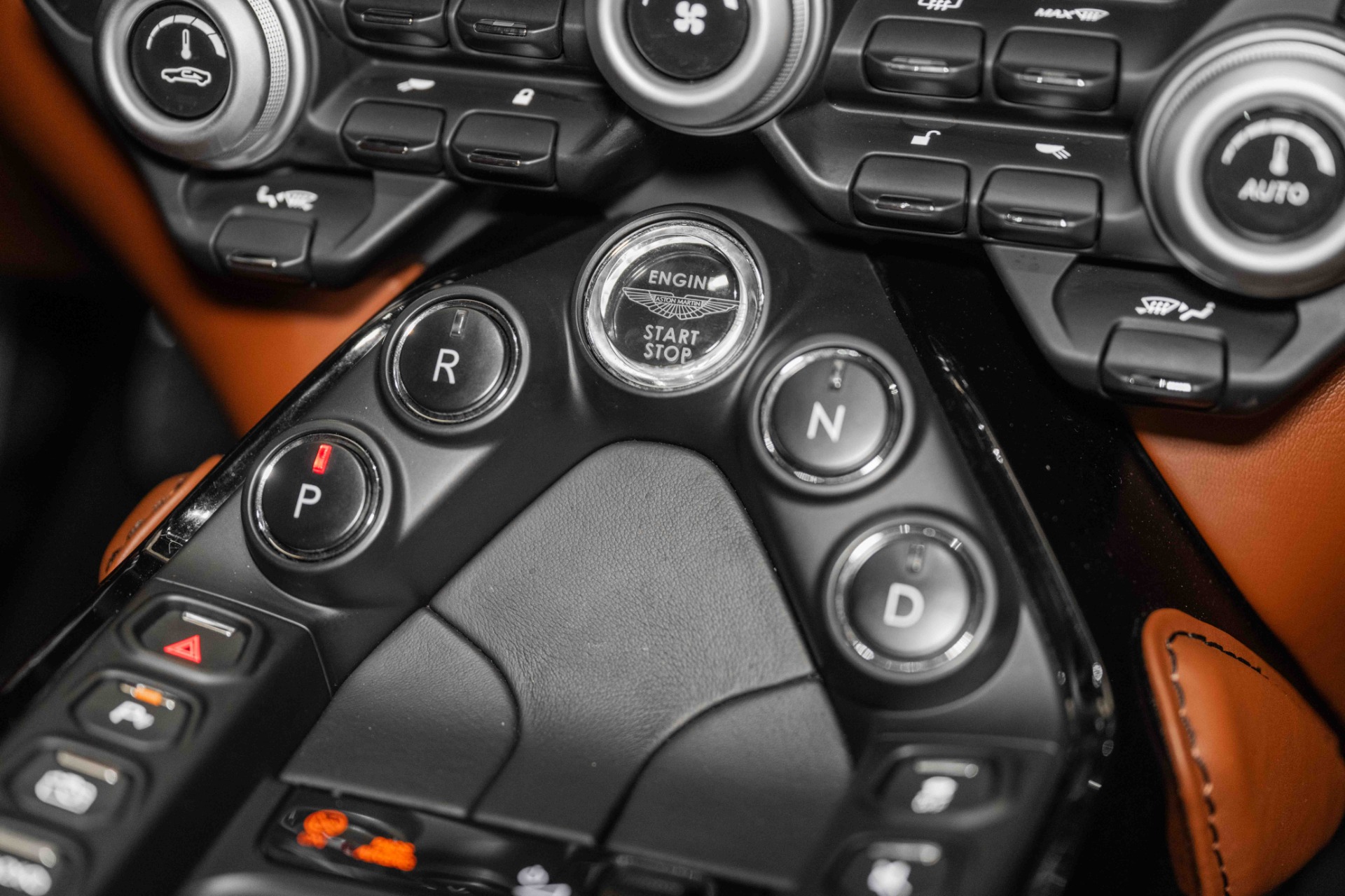 New 2020 Aston Martin Vantage | St. Petersburg, FL