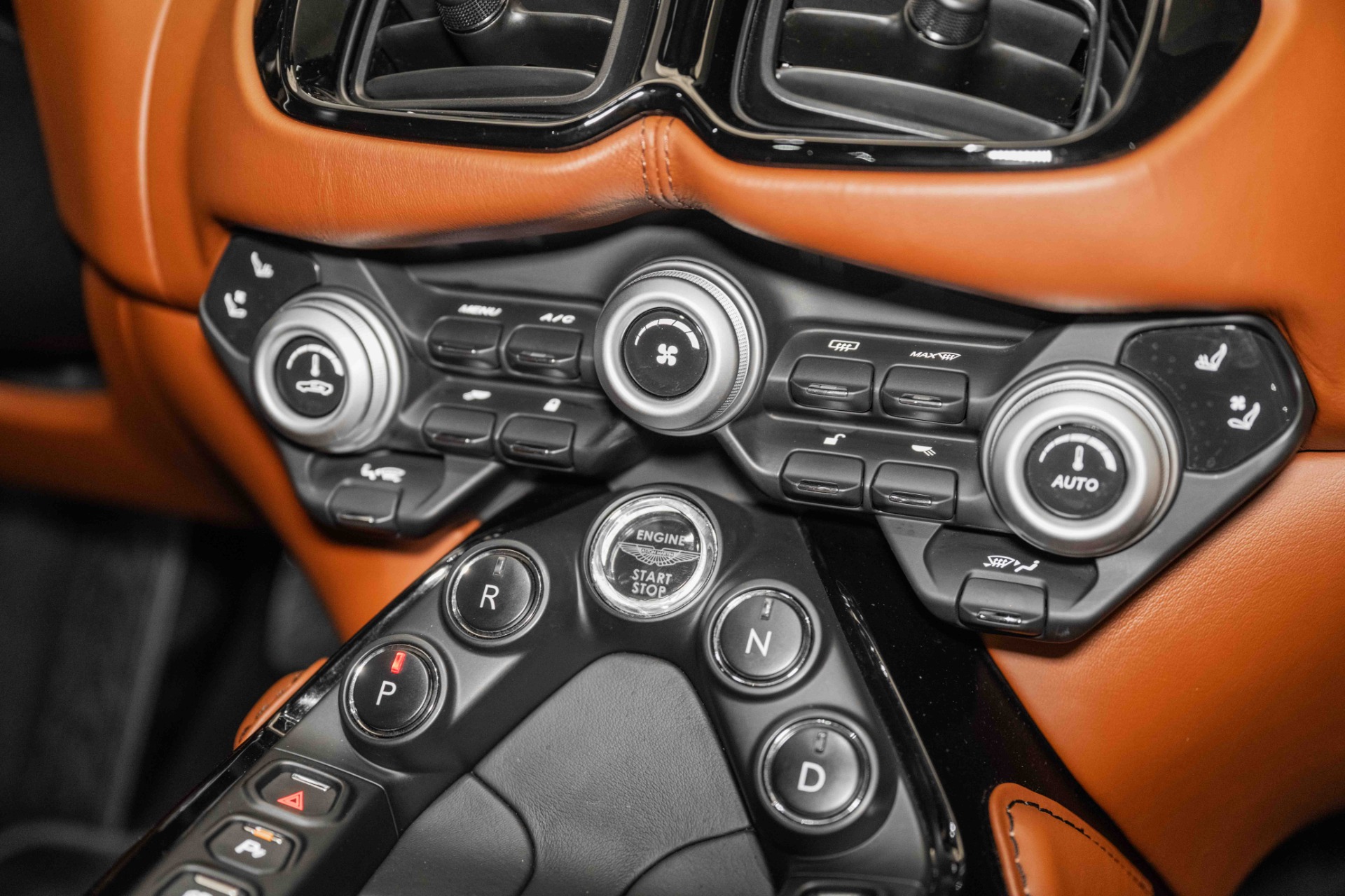New 2020 Aston Martin Vantage | St. Petersburg, FL