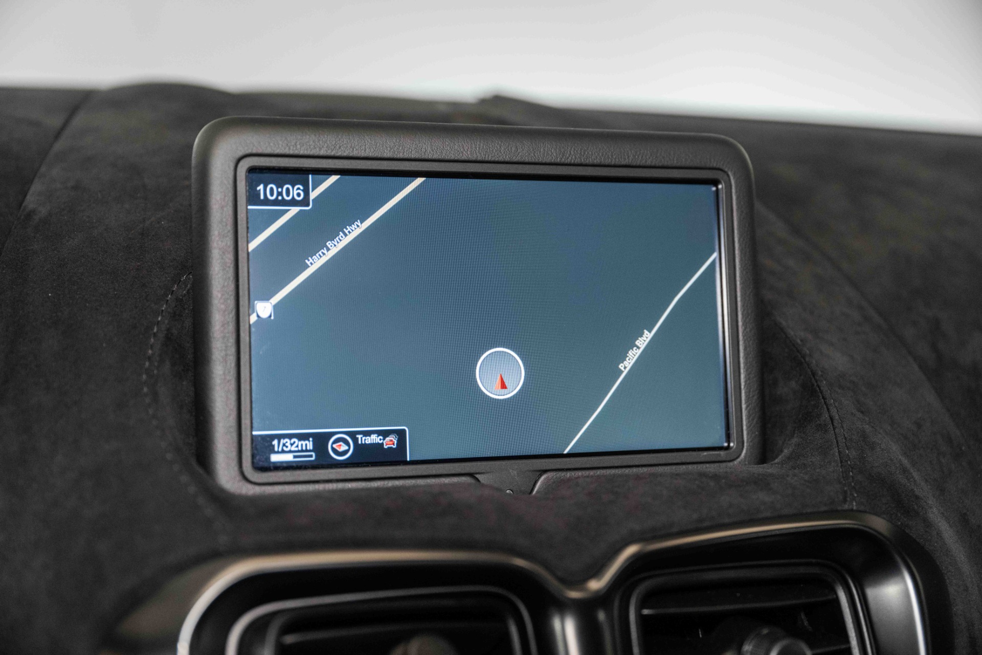 New 2020 Aston Martin Vantage | St. Petersburg, FL