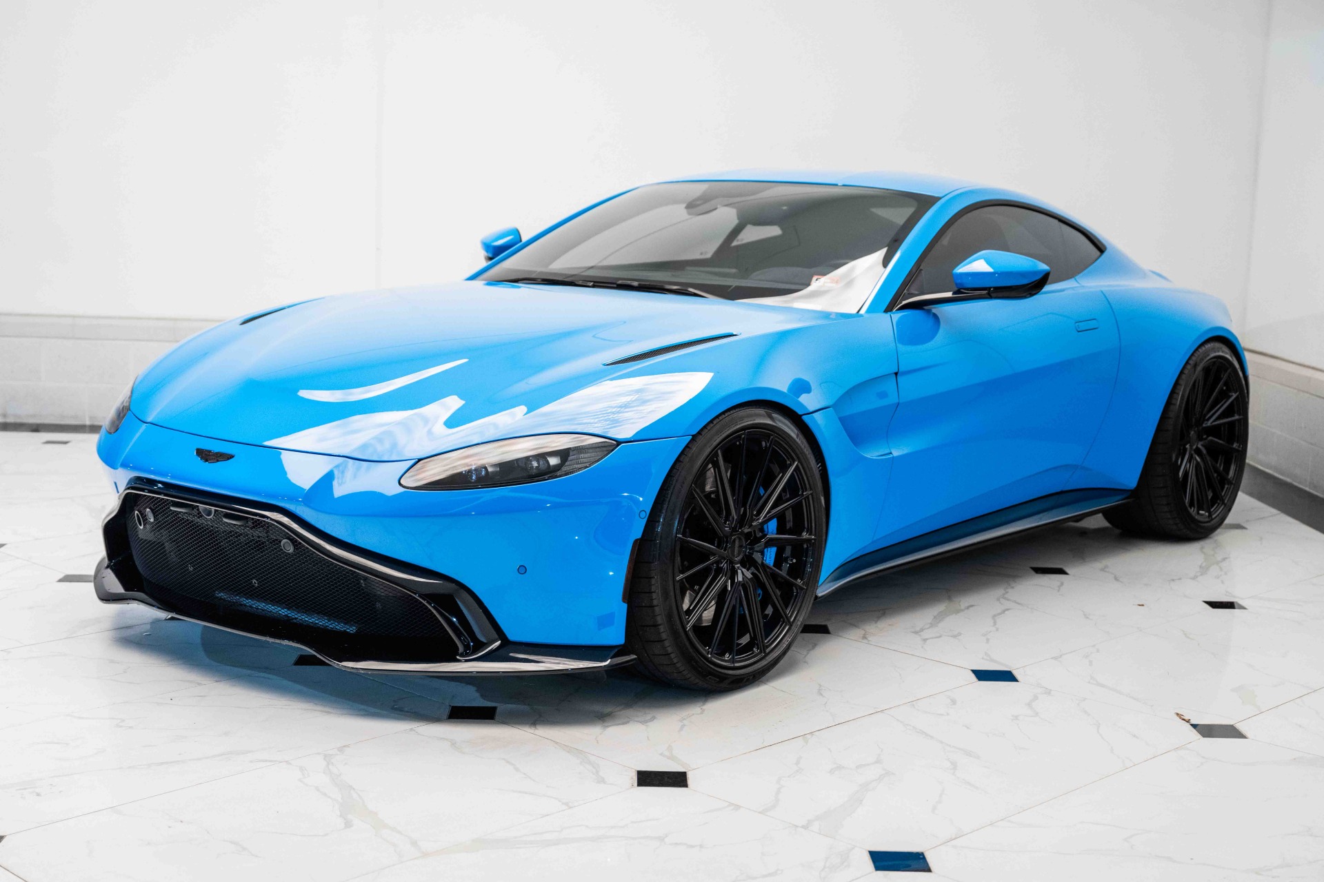 New 2020 Aston Martin Vantage | St. Petersburg, FL