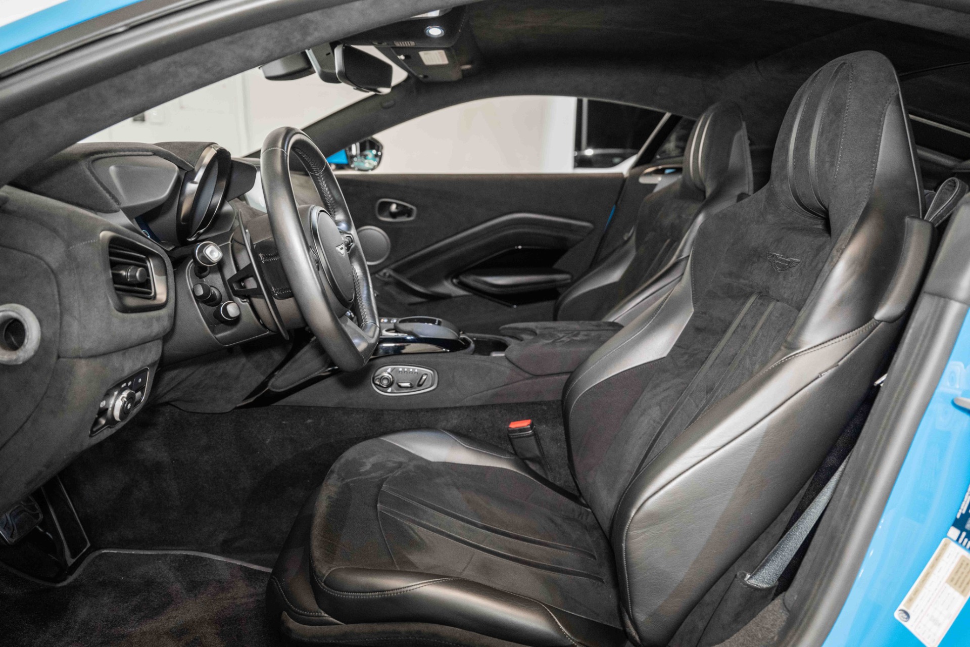 New 2020 Aston Martin Vantage | St. Petersburg, FL