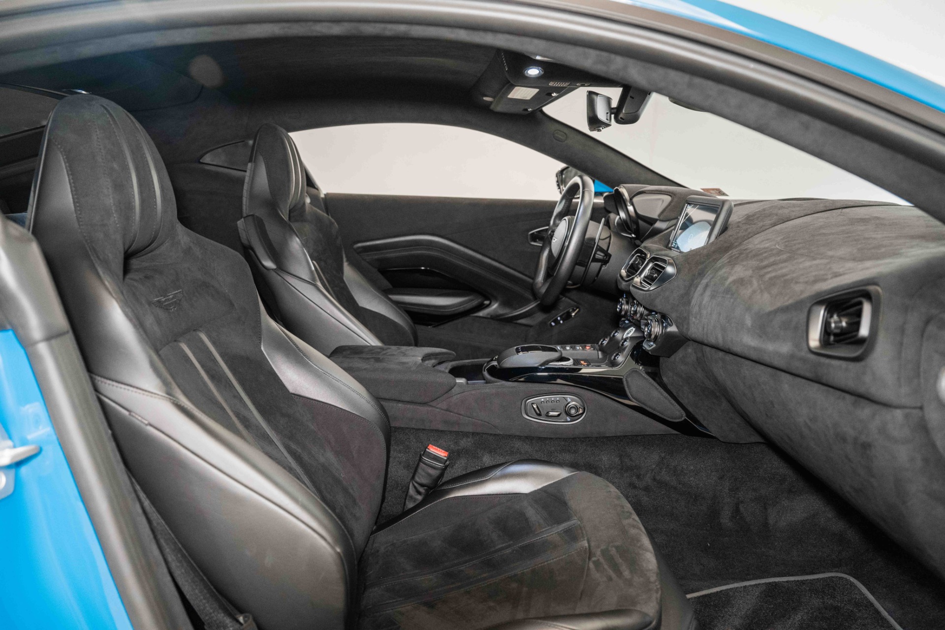 New 2020 Aston Martin Vantage | St. Petersburg, FL