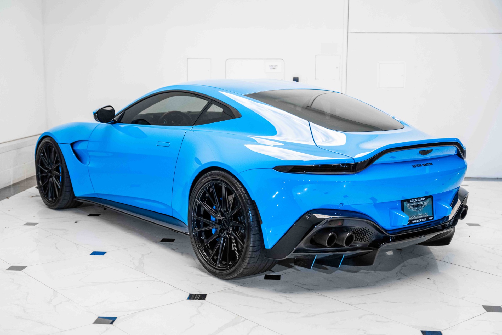 New 2020 Aston Martin Vantage | St. Petersburg, FL