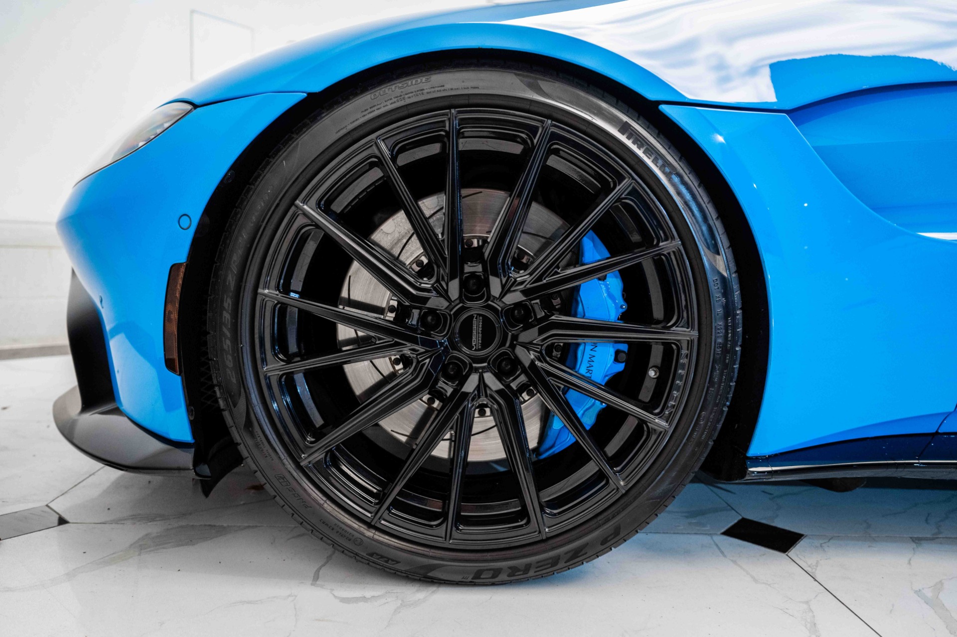 New 2020 Aston Martin Vantage | St. Petersburg, FL