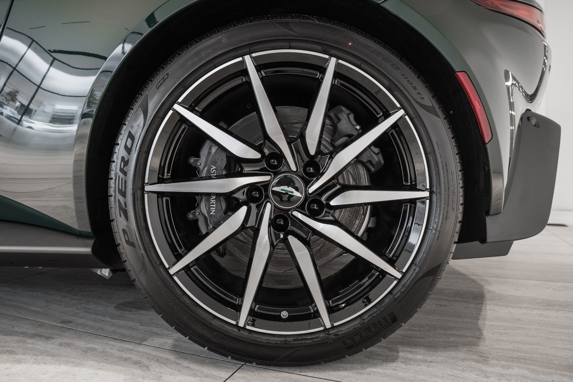 New 2020 Aston Martin Vantage | St. Petersburg, FL