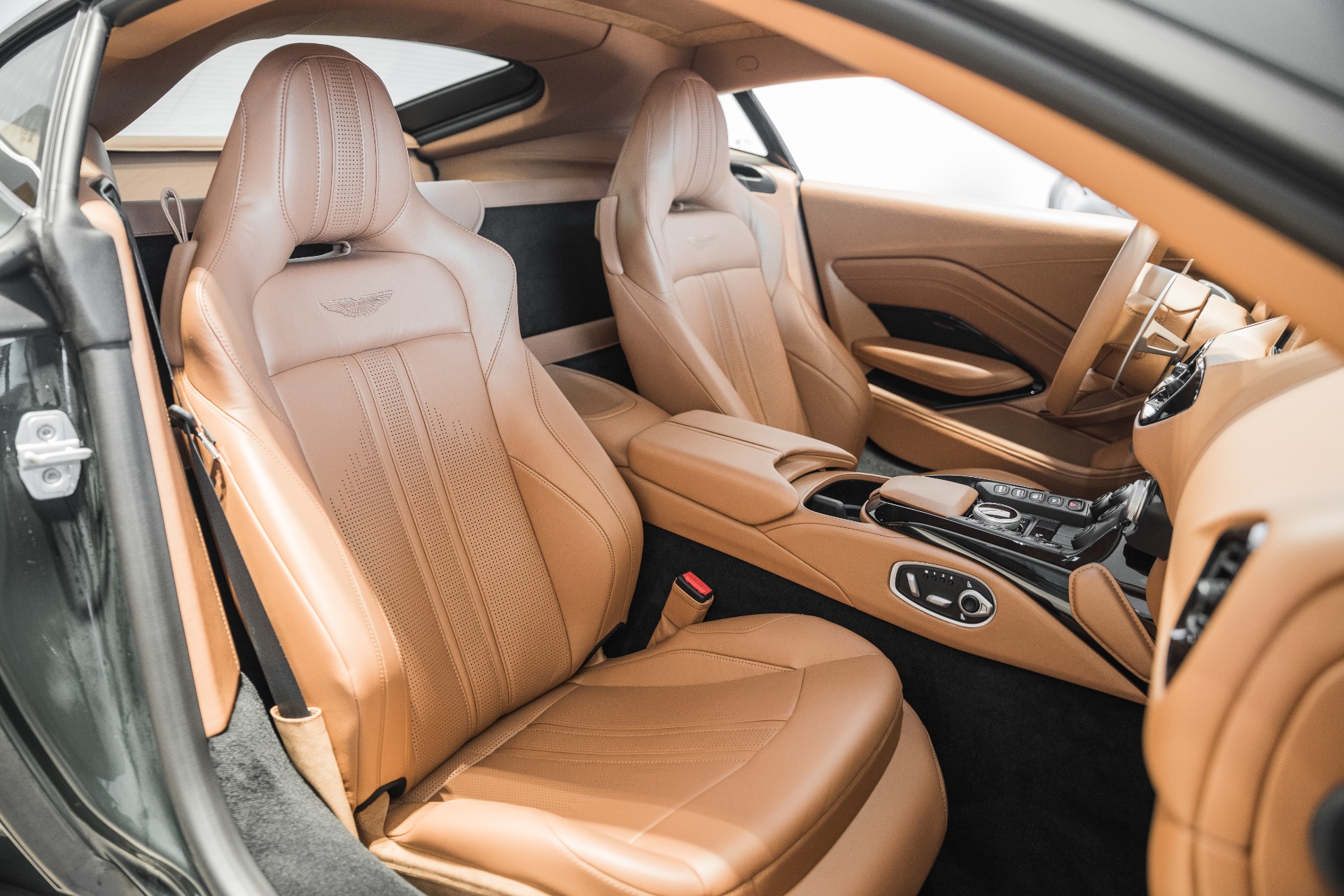 New 2020 Aston Martin Vantage | St. Petersburg, FL