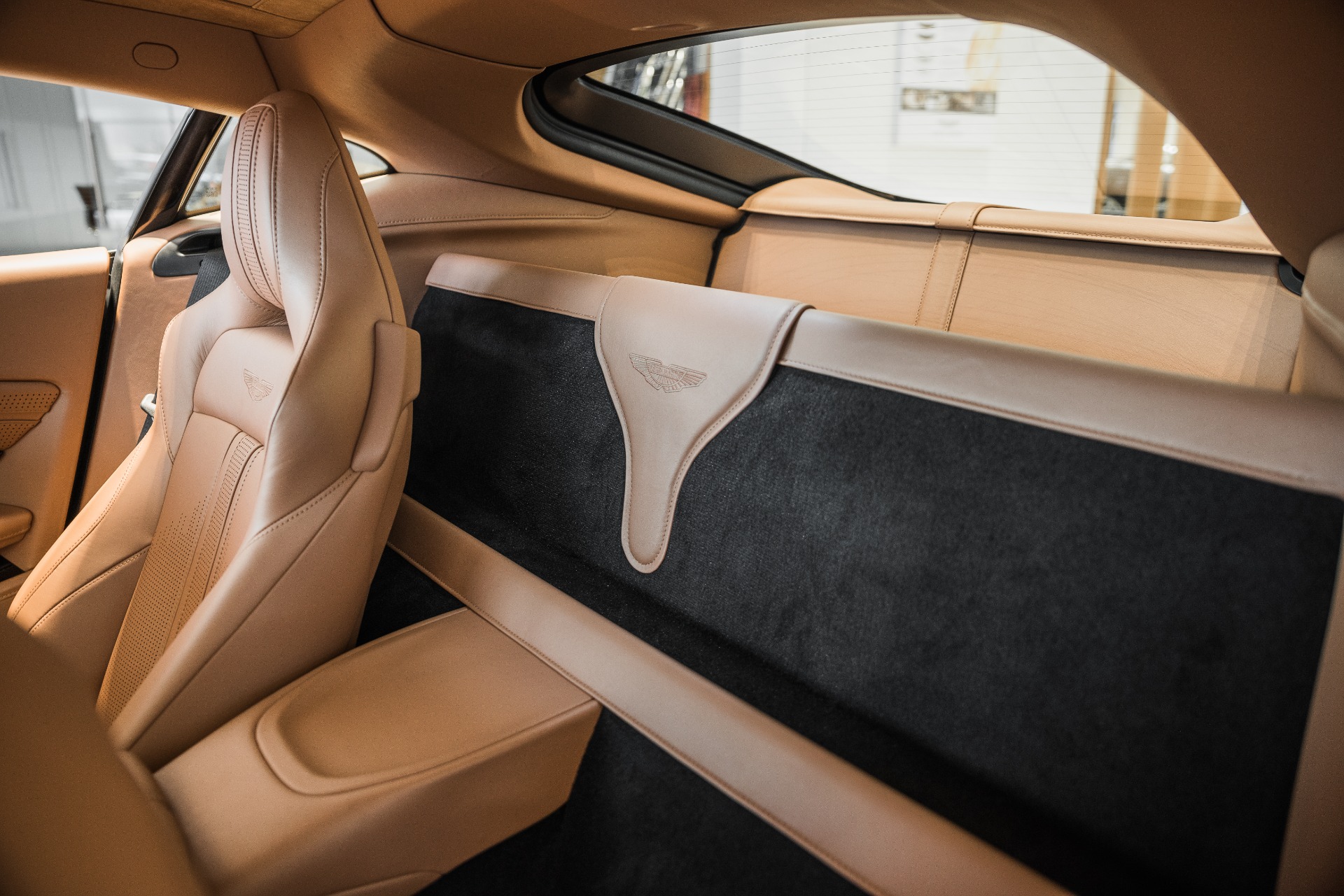 New 2020 Aston Martin Vantage | St. Petersburg, FL
