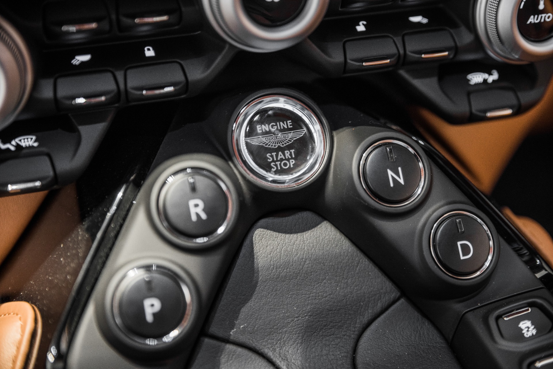 New 2020 Aston Martin Vantage | St. Petersburg, FL