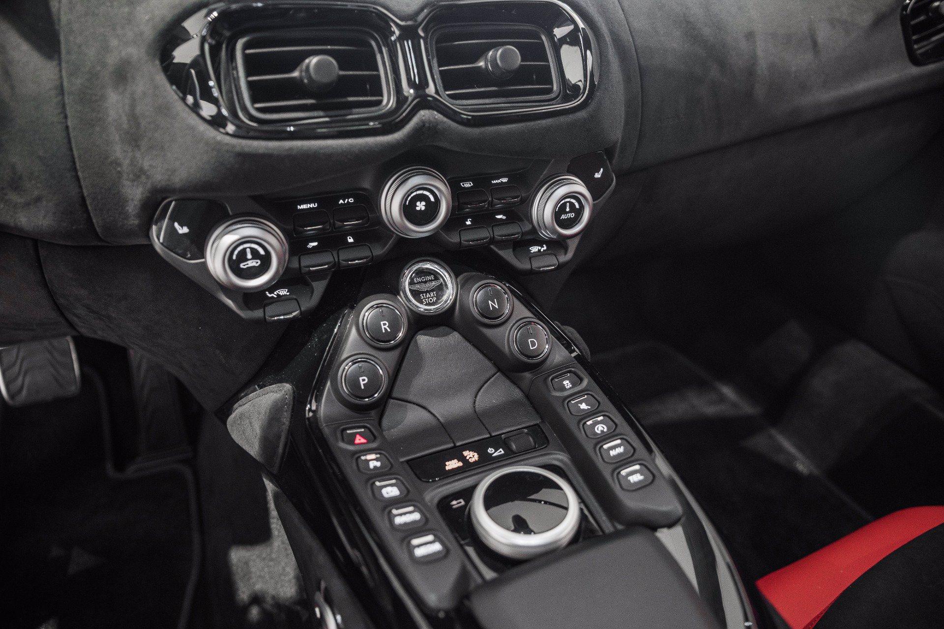 New 2020 Aston Martin Vantage | St. Petersburg, FL