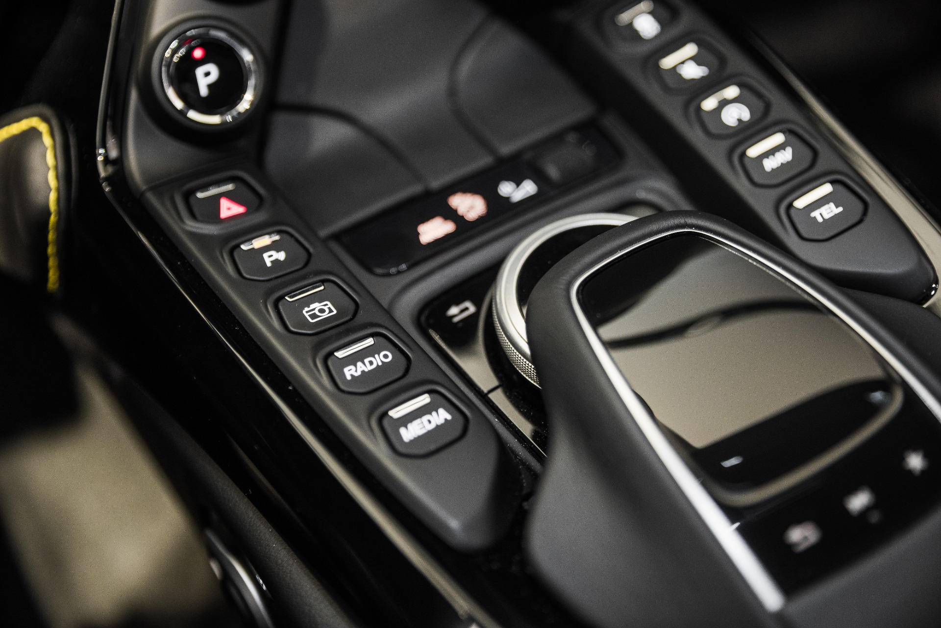 New 2020 Aston Martin Vantage | St. Petersburg, FL