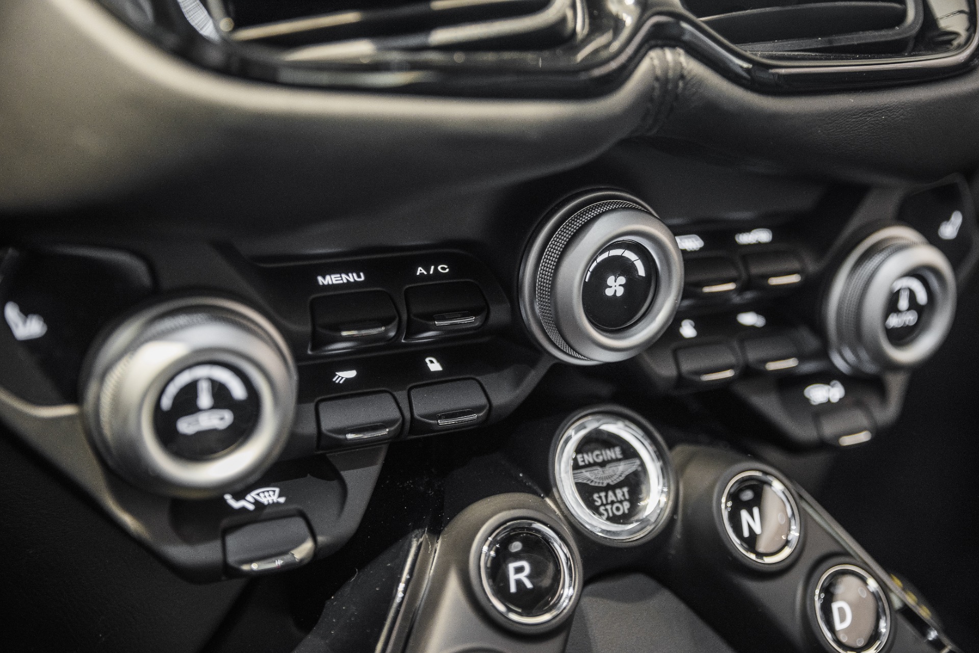 New 2020 Aston Martin Vantage | St. Petersburg, FL