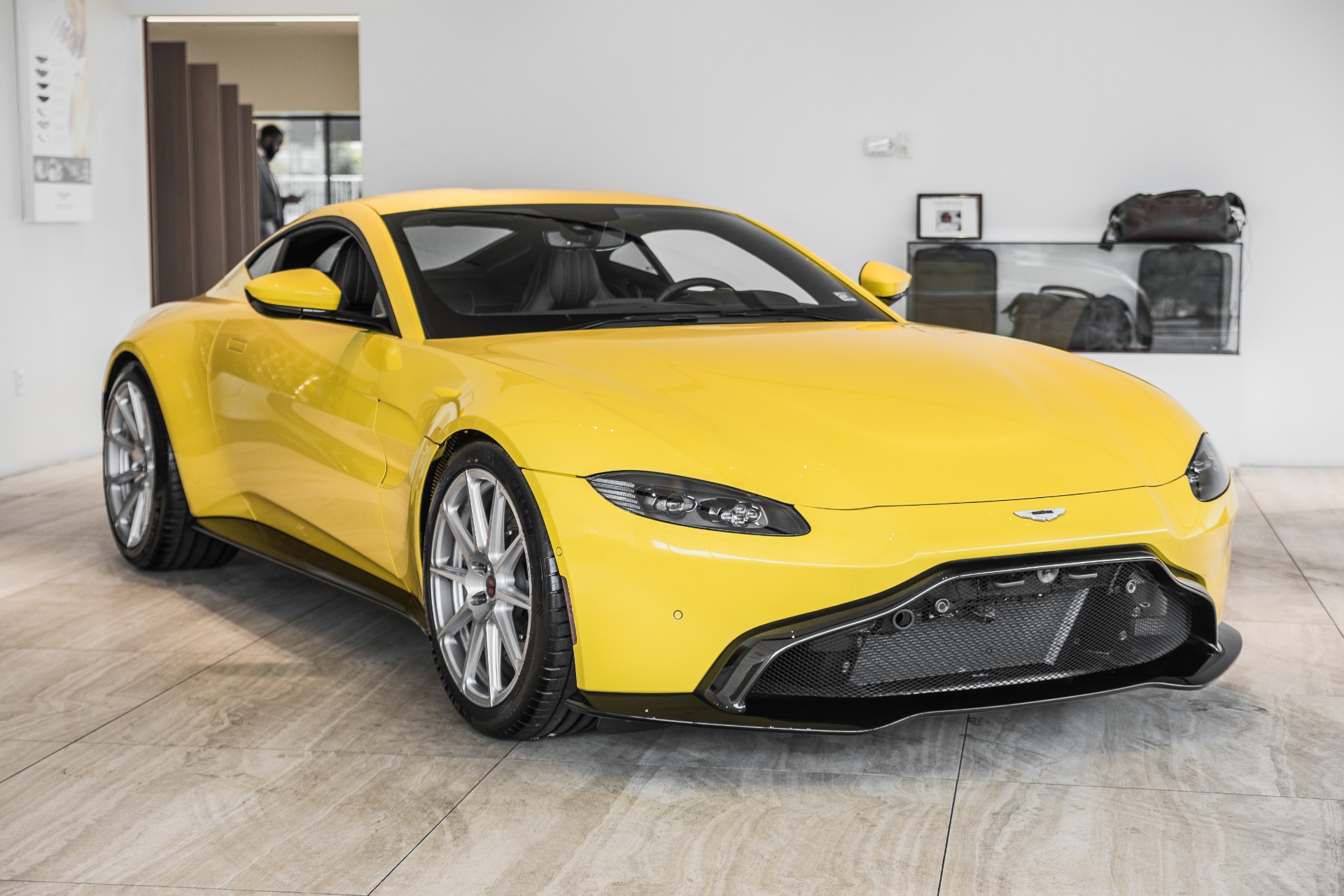 New 2020 Aston Martin Vantage | St. Petersburg, FL
