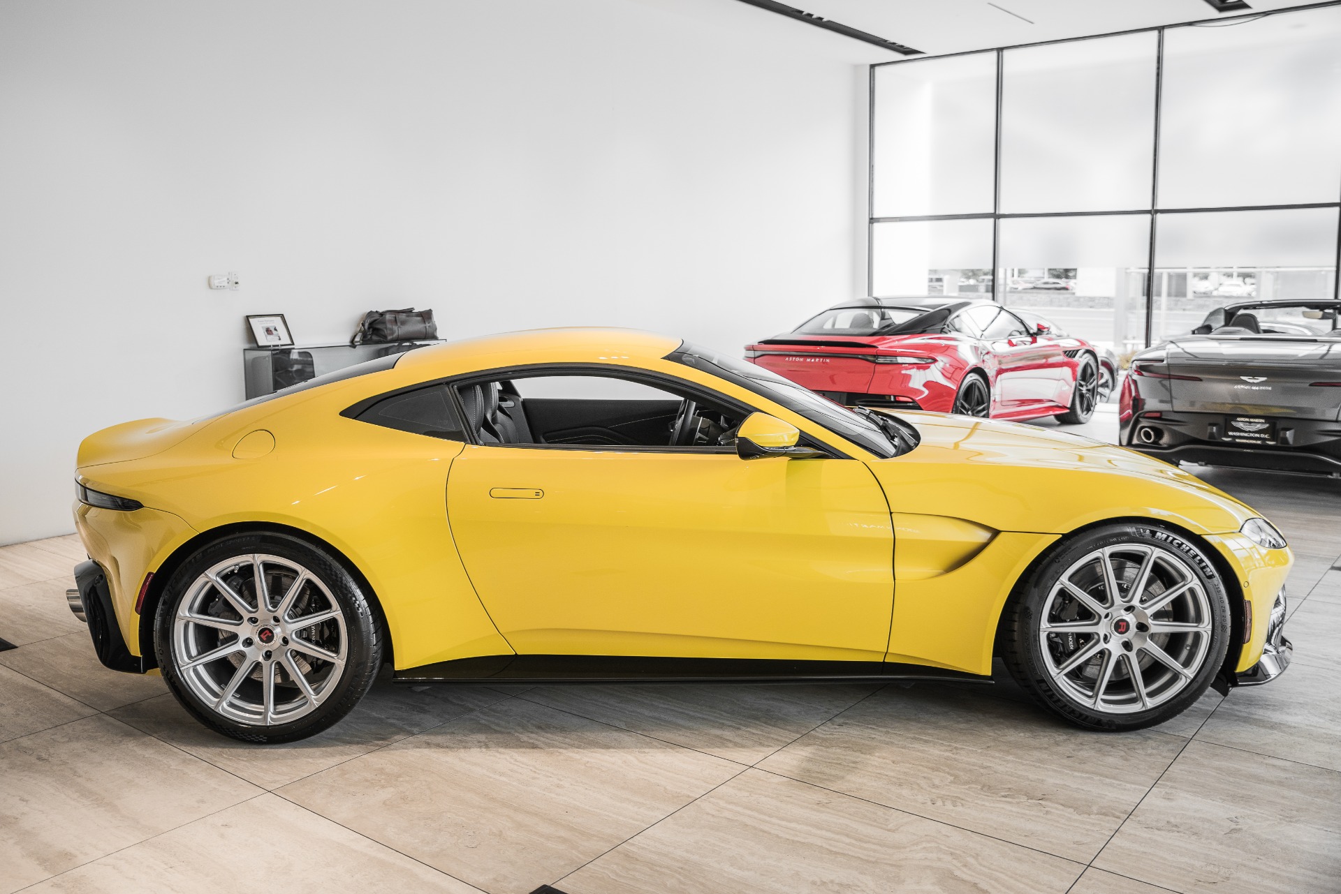 New 2020 Aston Martin Vantage | St. Petersburg, FL