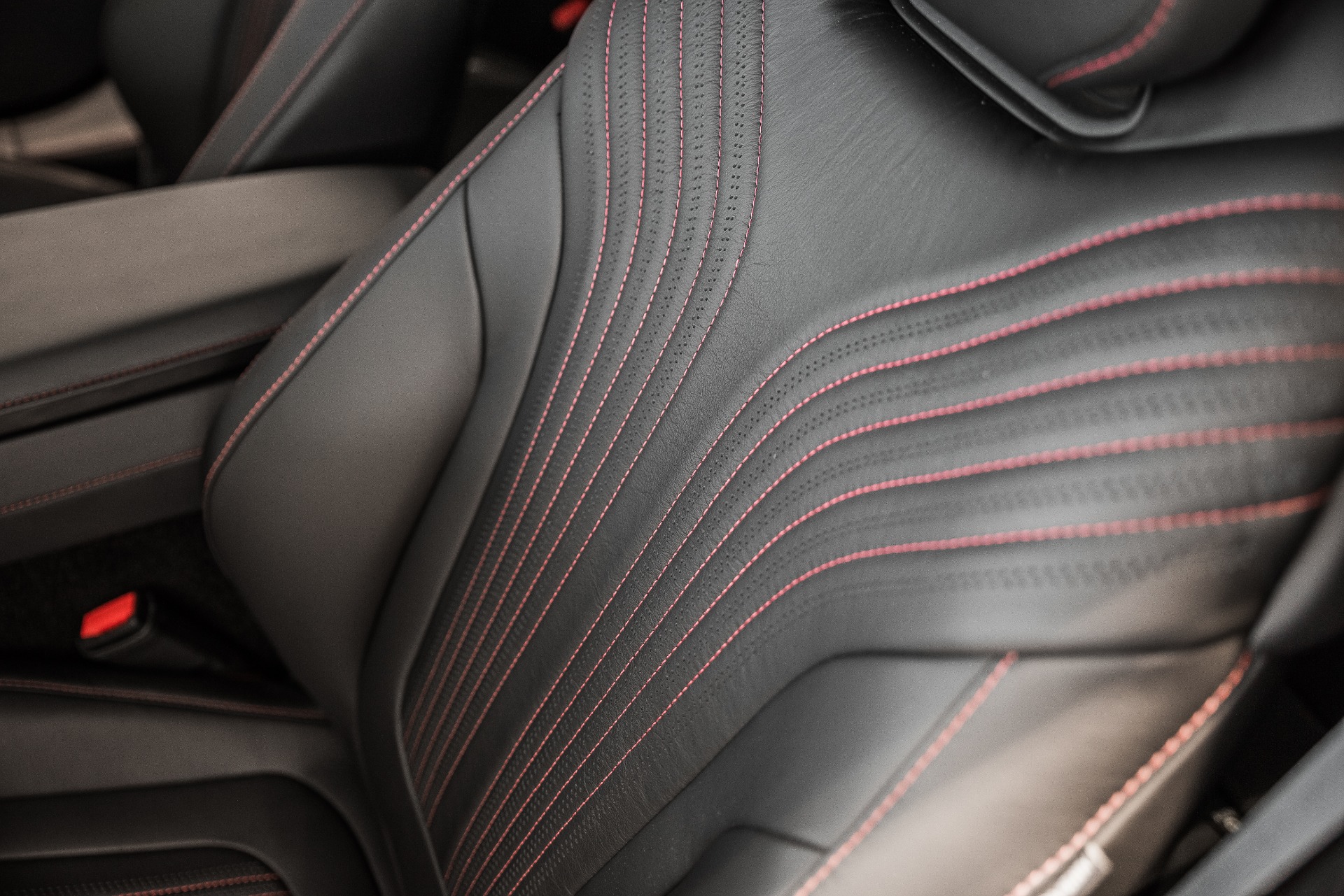 New 2020 Aston Martin DB11 AMR | St. Petersburg, FL