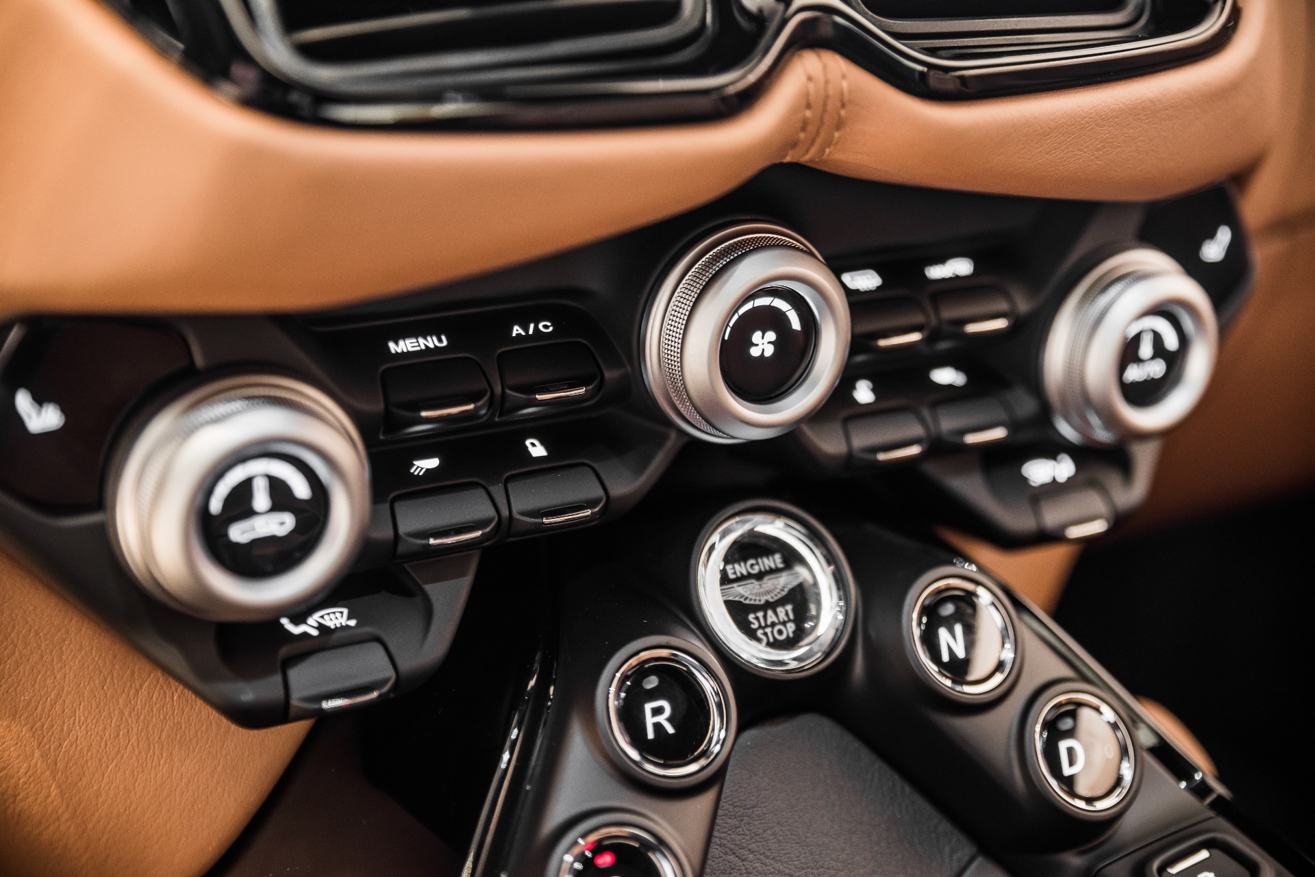 New 2020 Aston Martin Vantage | St. Petersburg, FL