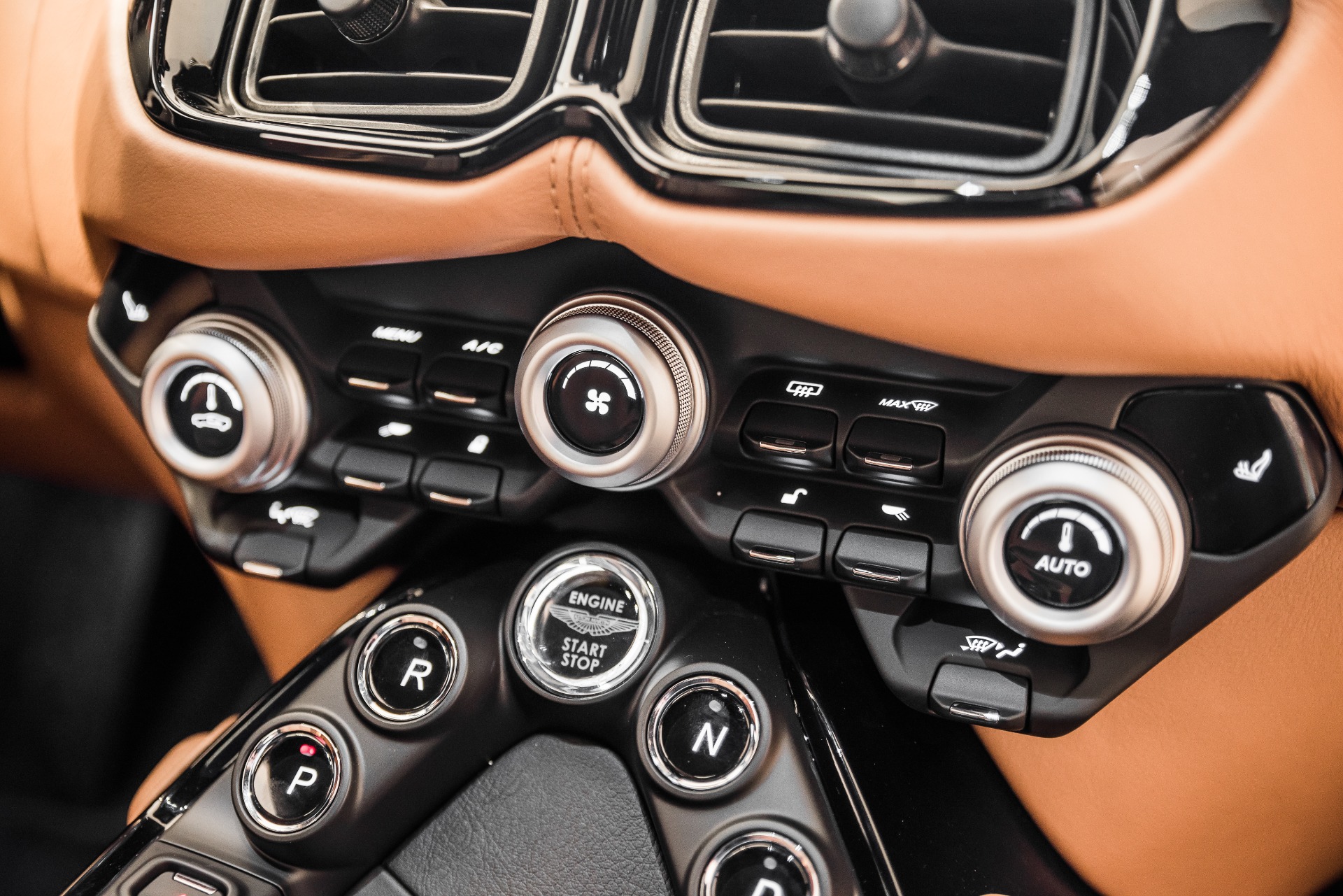 New 2020 Aston Martin Vantage | St. Petersburg, FL
