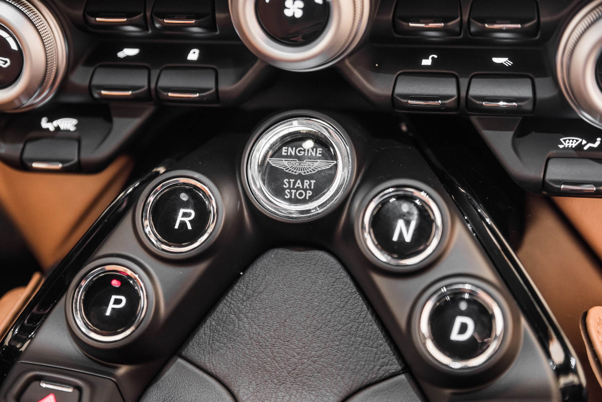 New 2020 Aston Martin Vantage | St. Petersburg, FL