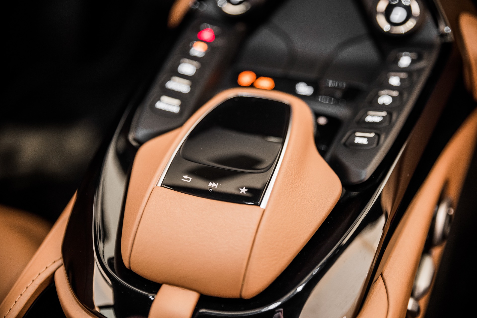 New 2020 Aston Martin Vantage | St. Petersburg, FL