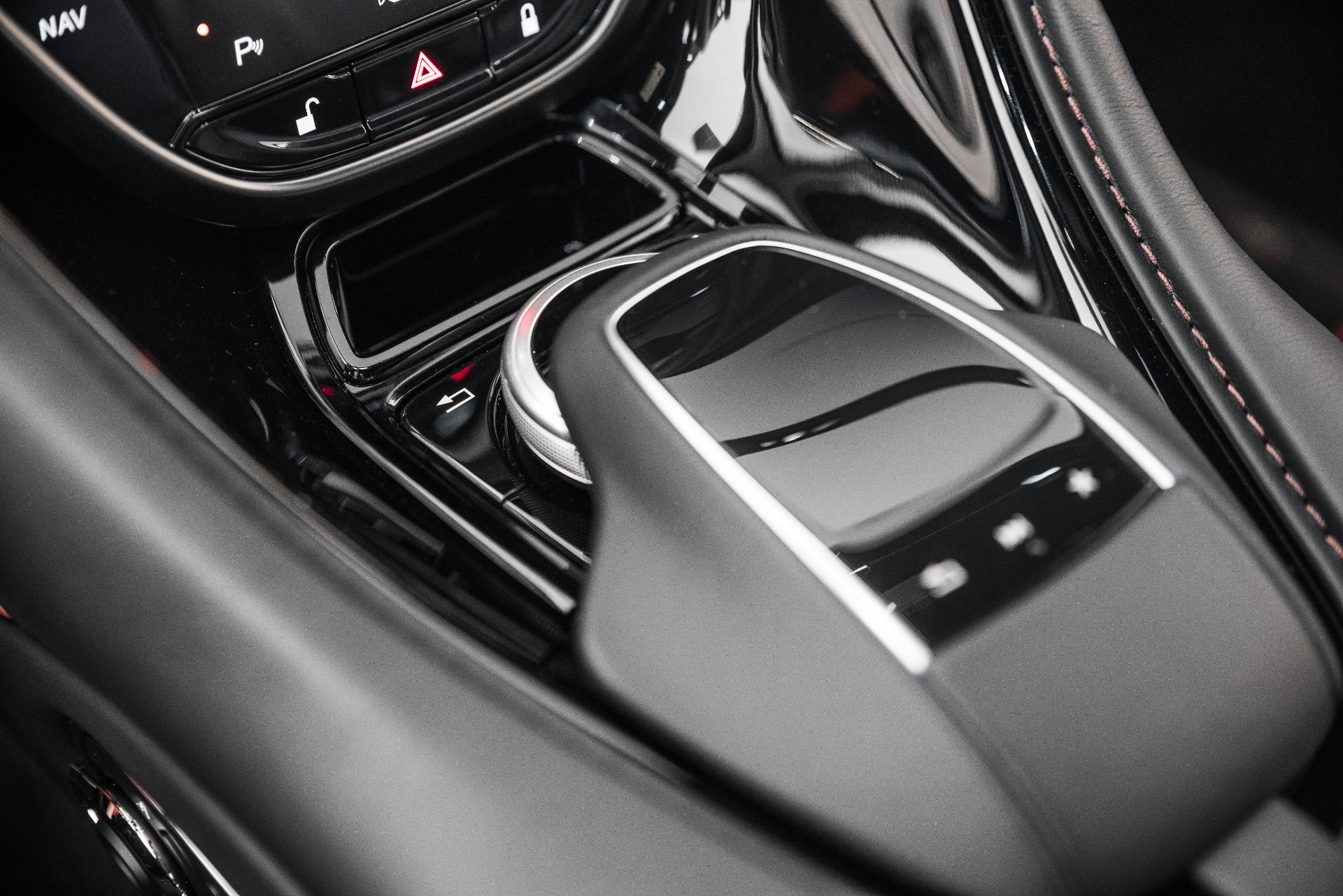 New 2020 Aston Martin DB11 V8 | St. Petersburg, FL