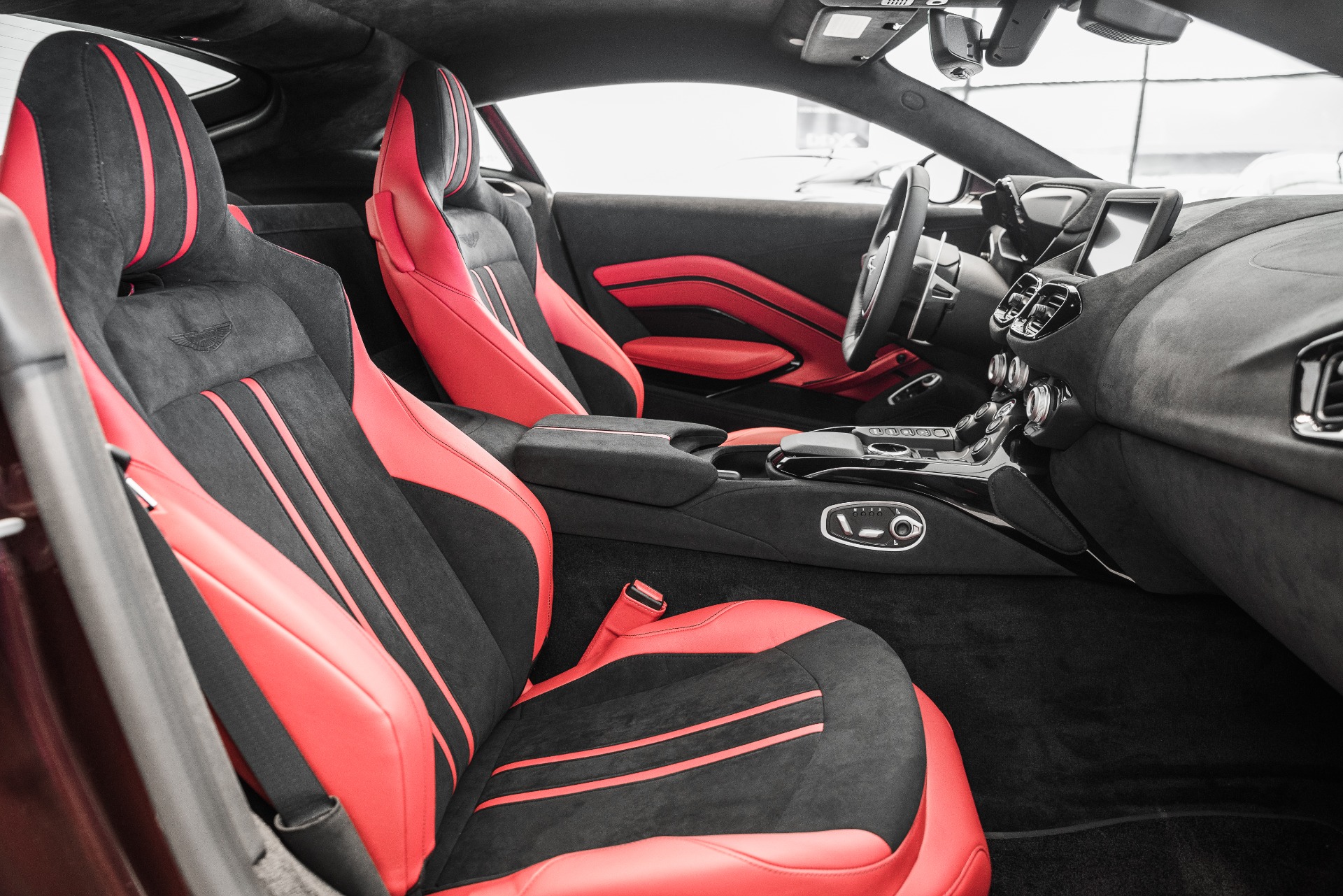 New 2020 Aston Martin Vantage | St. Petersburg, FL