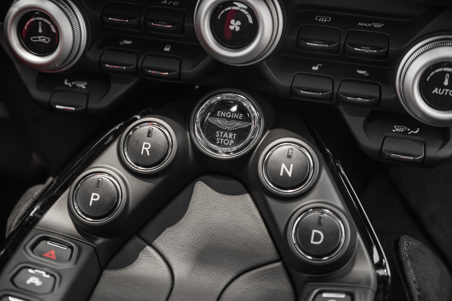 New 2020 Aston Martin Vantage | St. Petersburg, FL
