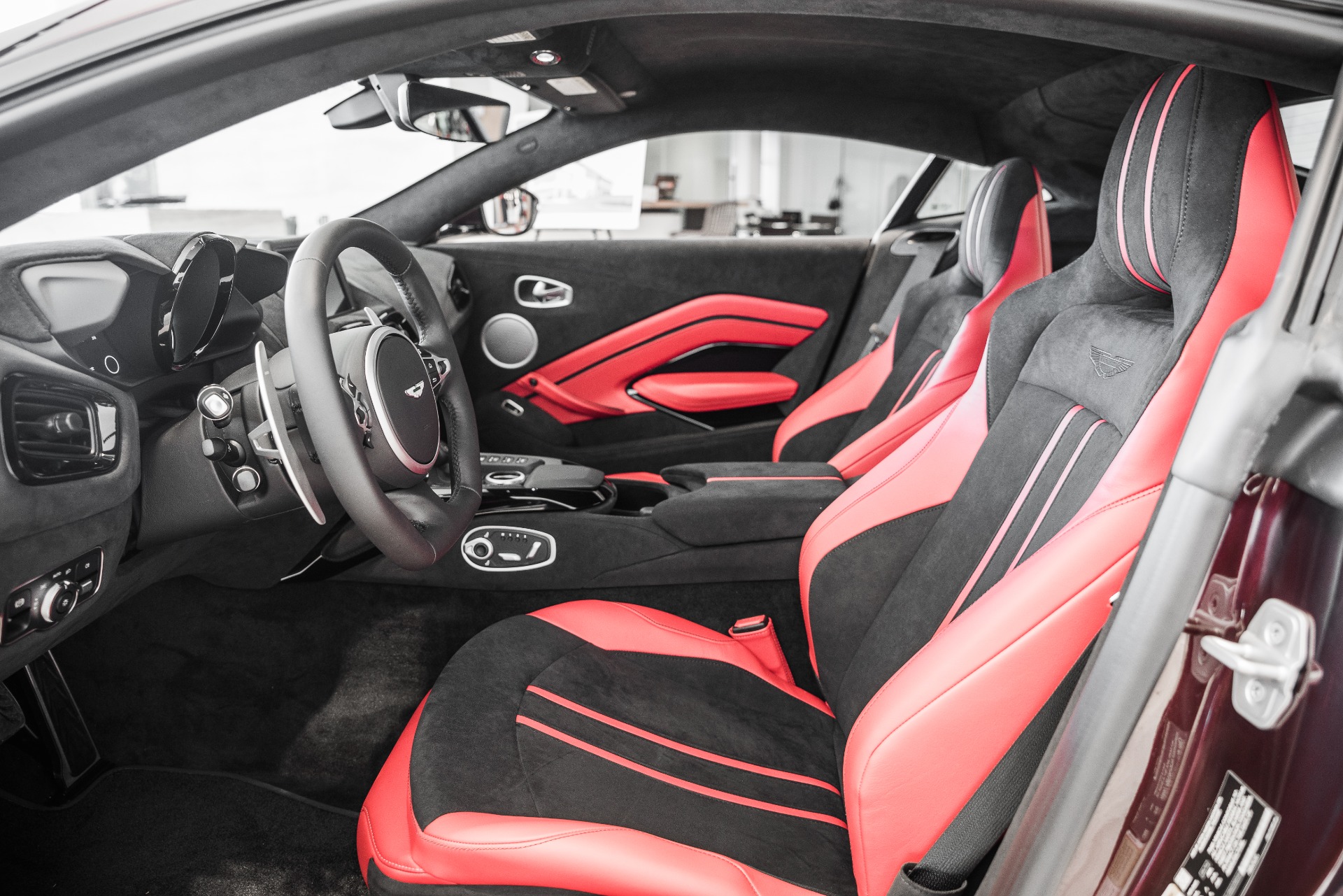 New 2020 Aston Martin Vantage | St. Petersburg, FL