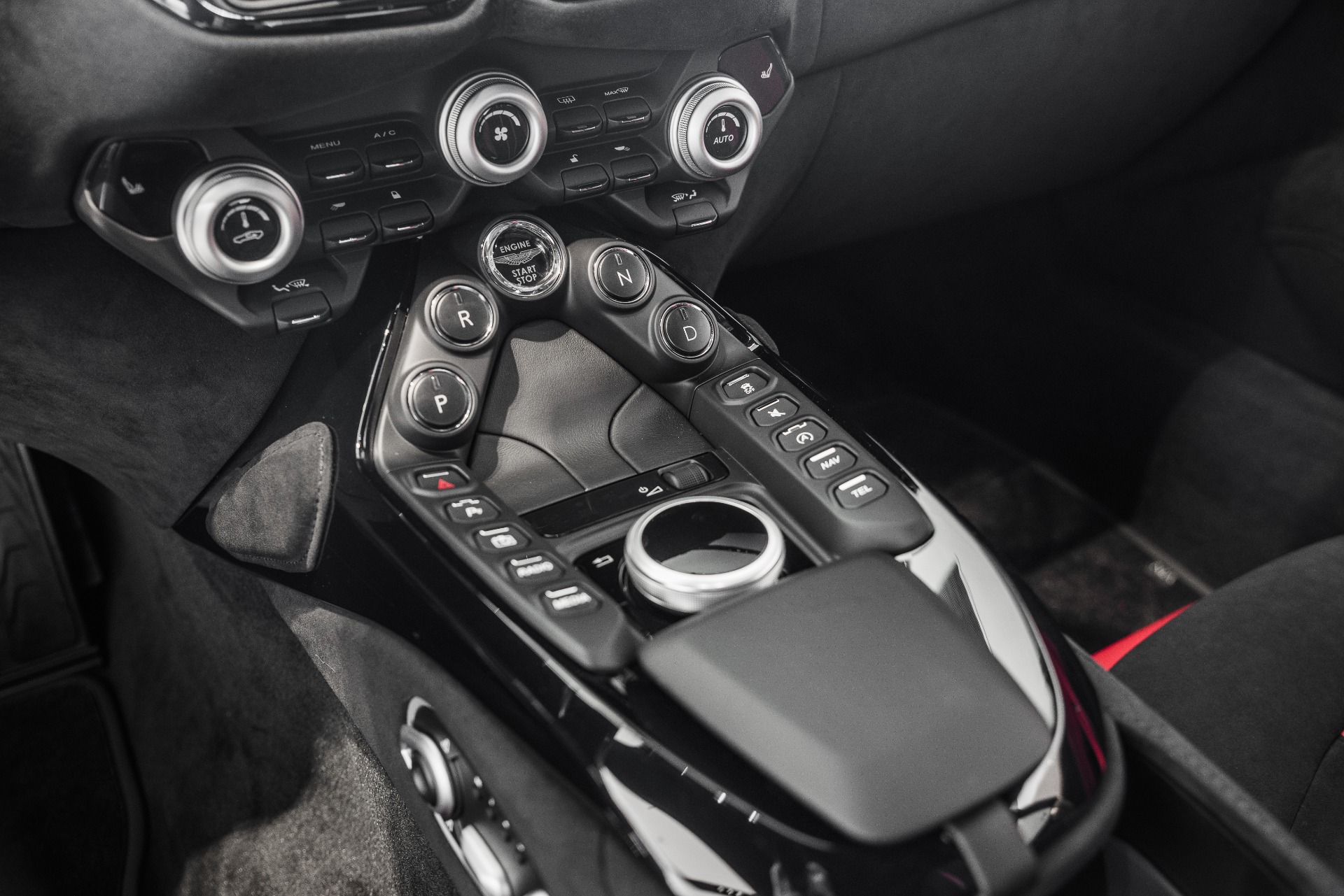 New 2020 Aston Martin Vantage | St. Petersburg, FL