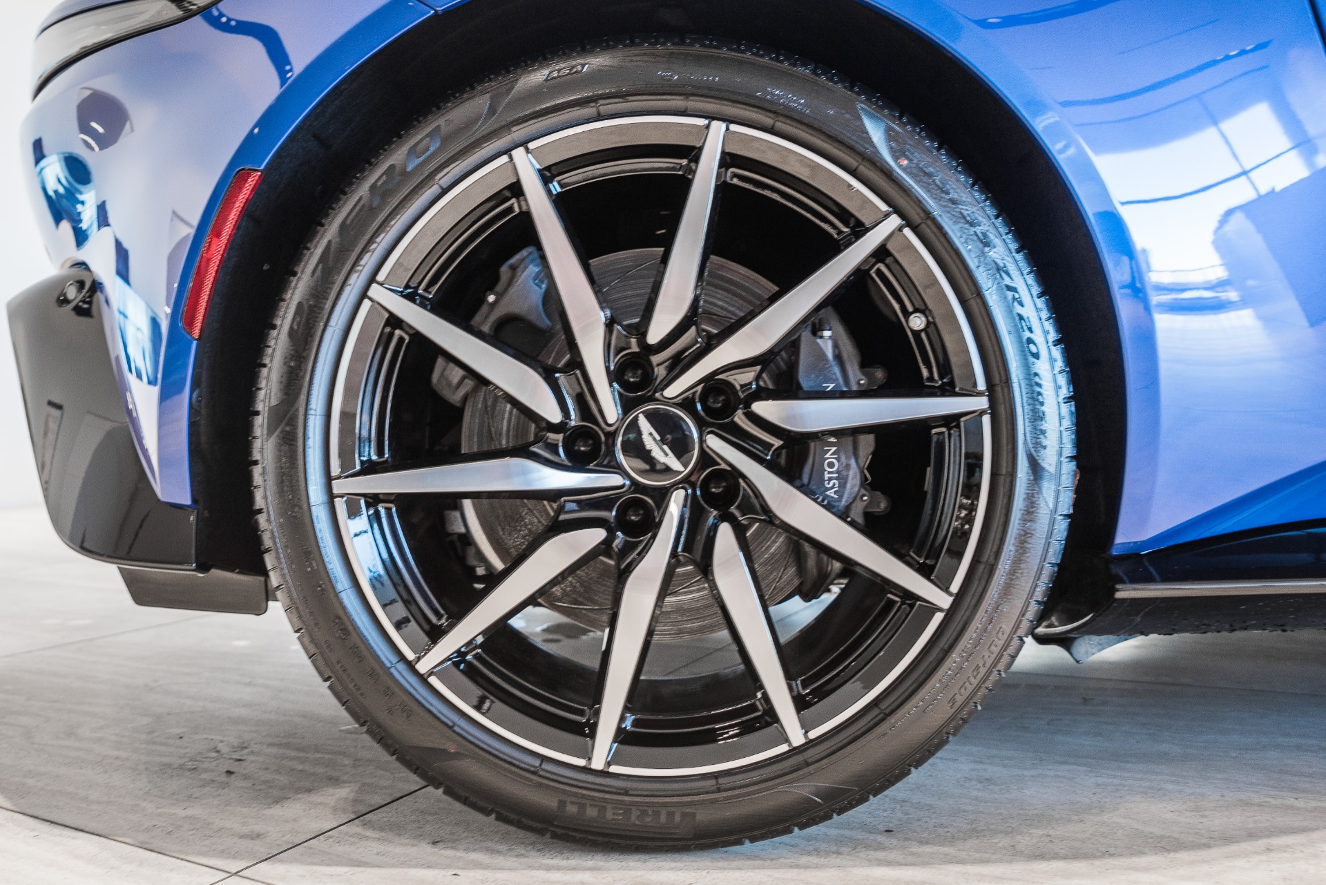 New 2020 Aston Martin Vantage | St. Petersburg, FL