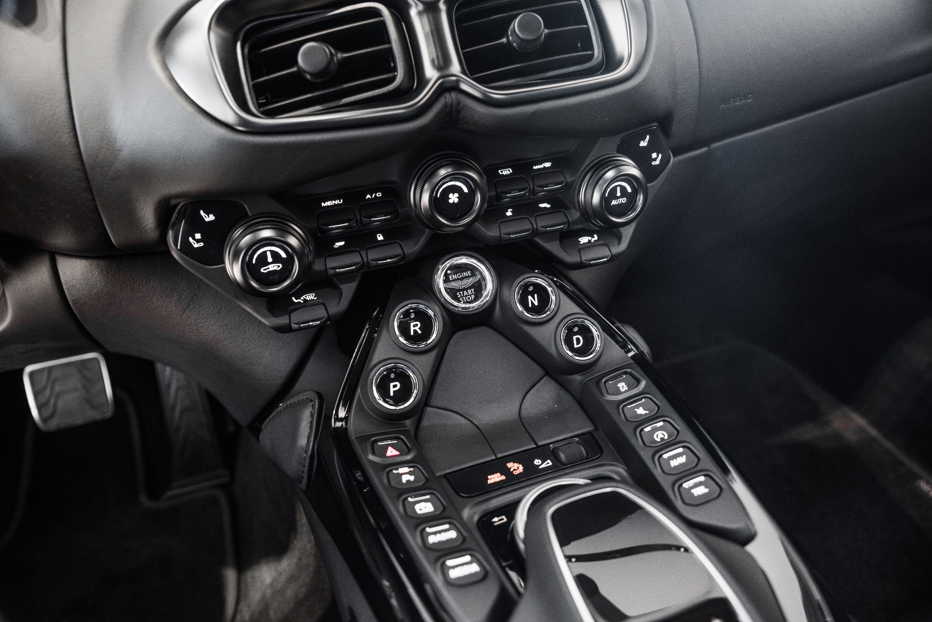 New 2020 Aston Martin Vantage | St. Petersburg, FL