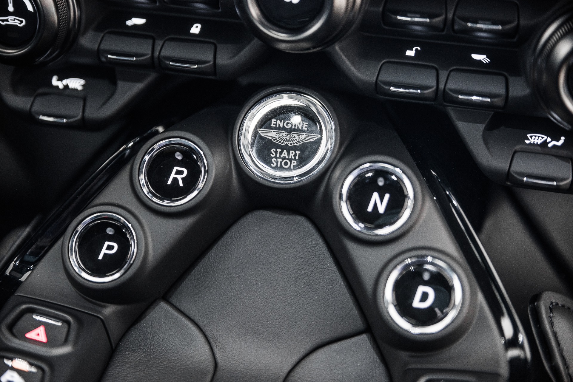 New 2020 Aston Martin Vantage | St. Petersburg, FL