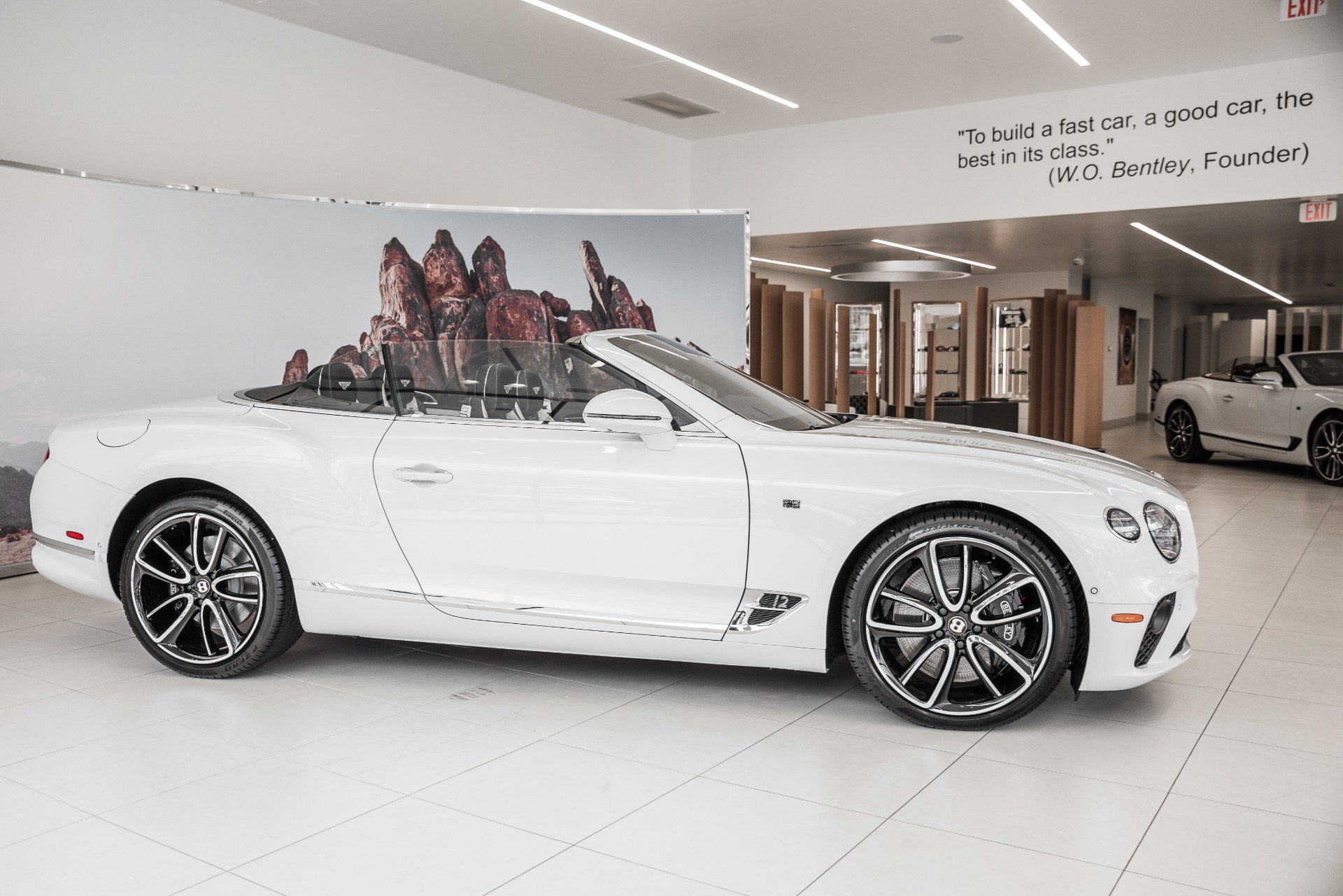New 2020 Bentley Continental | St. Petersburg, FL