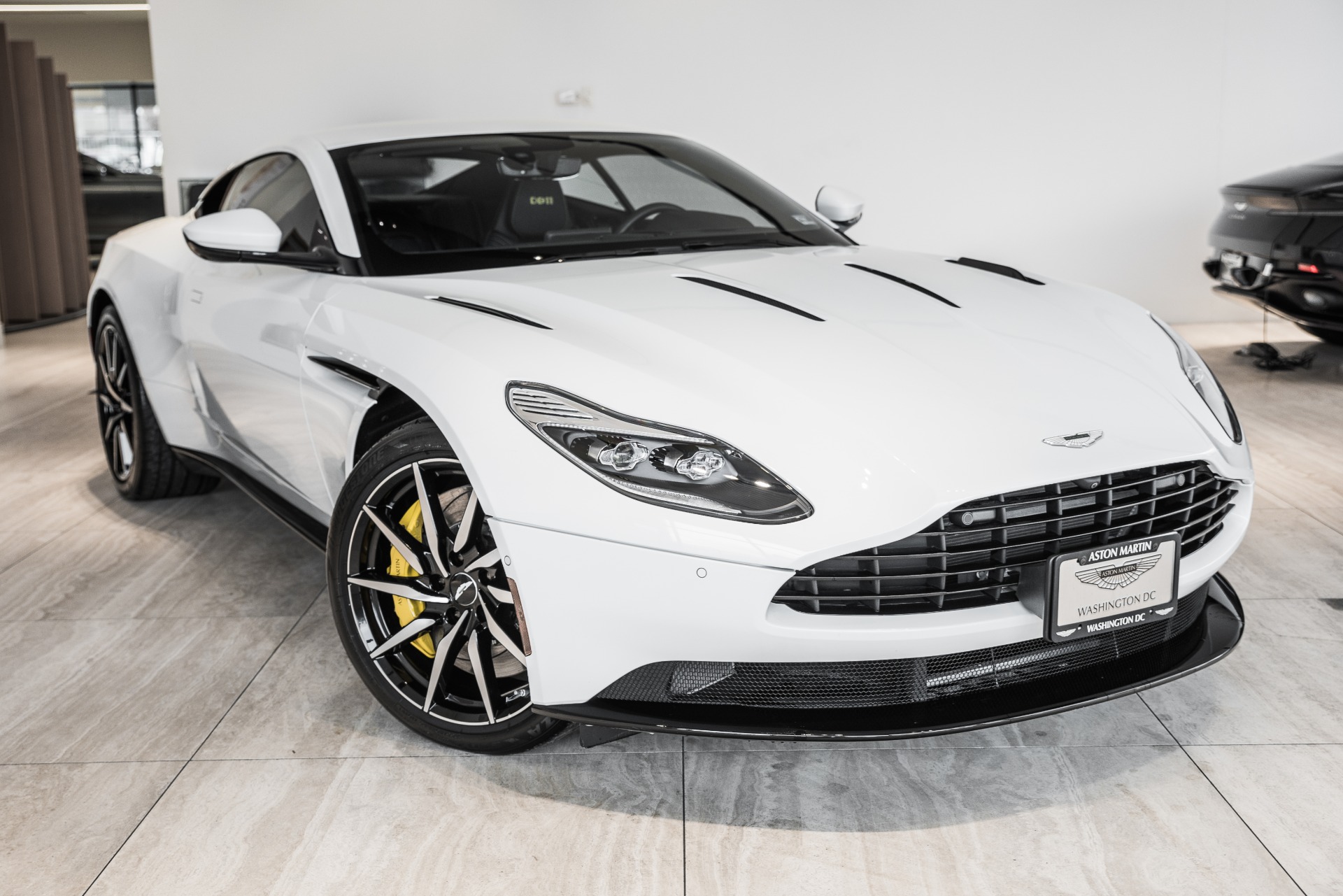 Used 2018 Aston Martin DB11 V12 | Vienna, VA