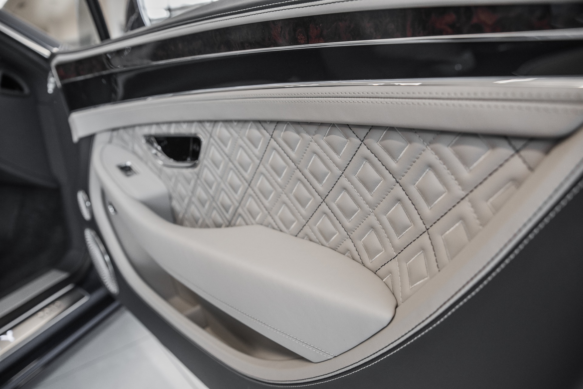 New 2020 Bentley Continental | St. Petersburg, FL
