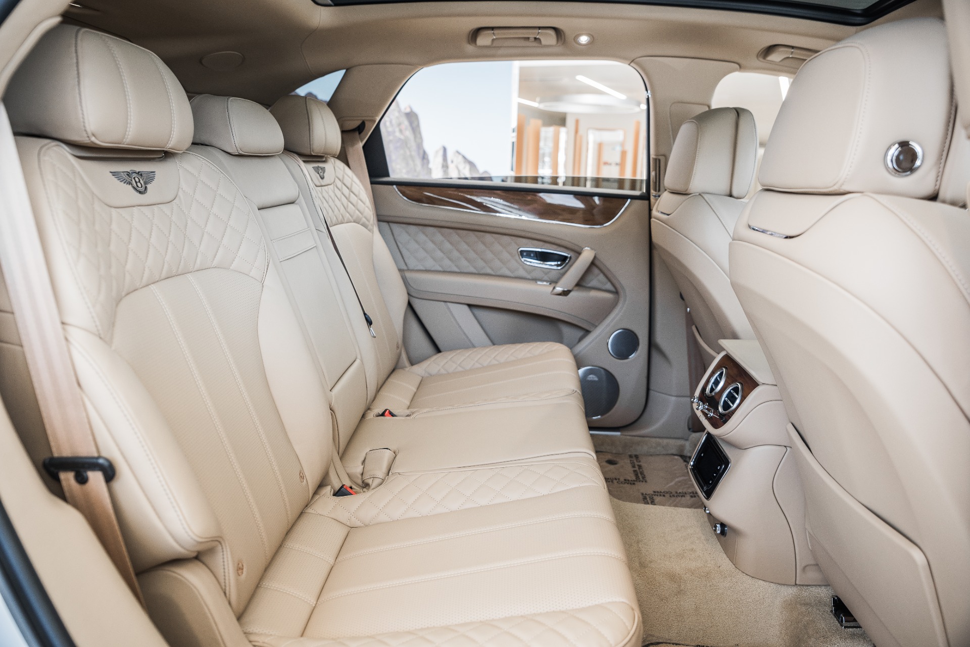 Used 2020 Bentley Bentayga Hybrid | St. Petersburg, FL