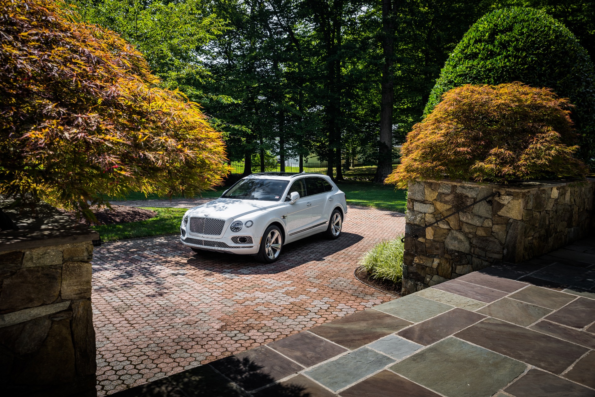 Used 2020 Bentley Bentayga Hybrid | St. Petersburg, FL