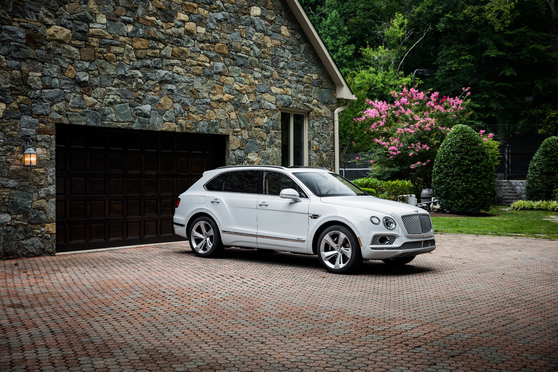 Used 2020 Bentley Bentayga Hybrid | St. Petersburg, FL