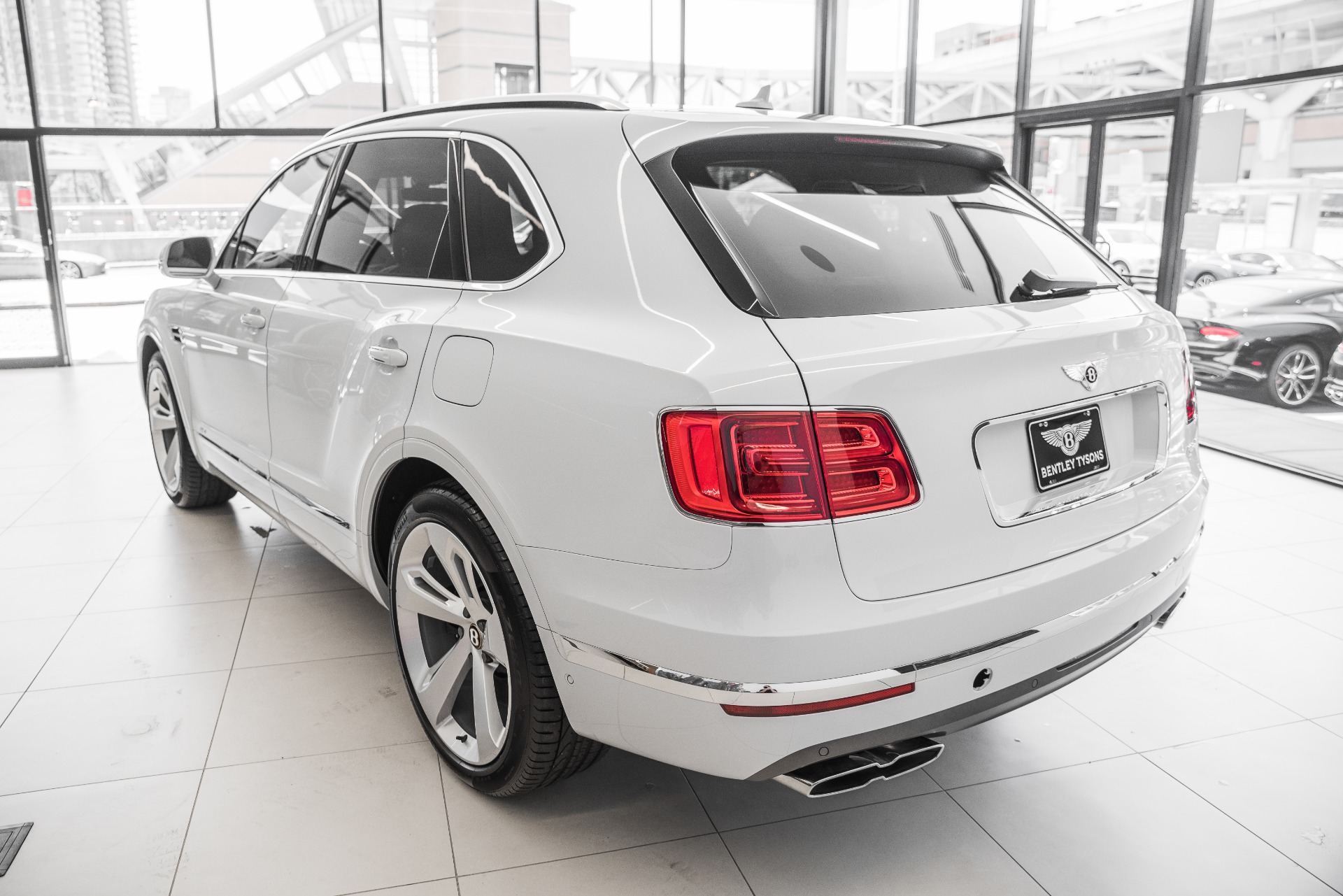 Used 2020 Bentley Bentayga Hybrid | St. Petersburg, FL