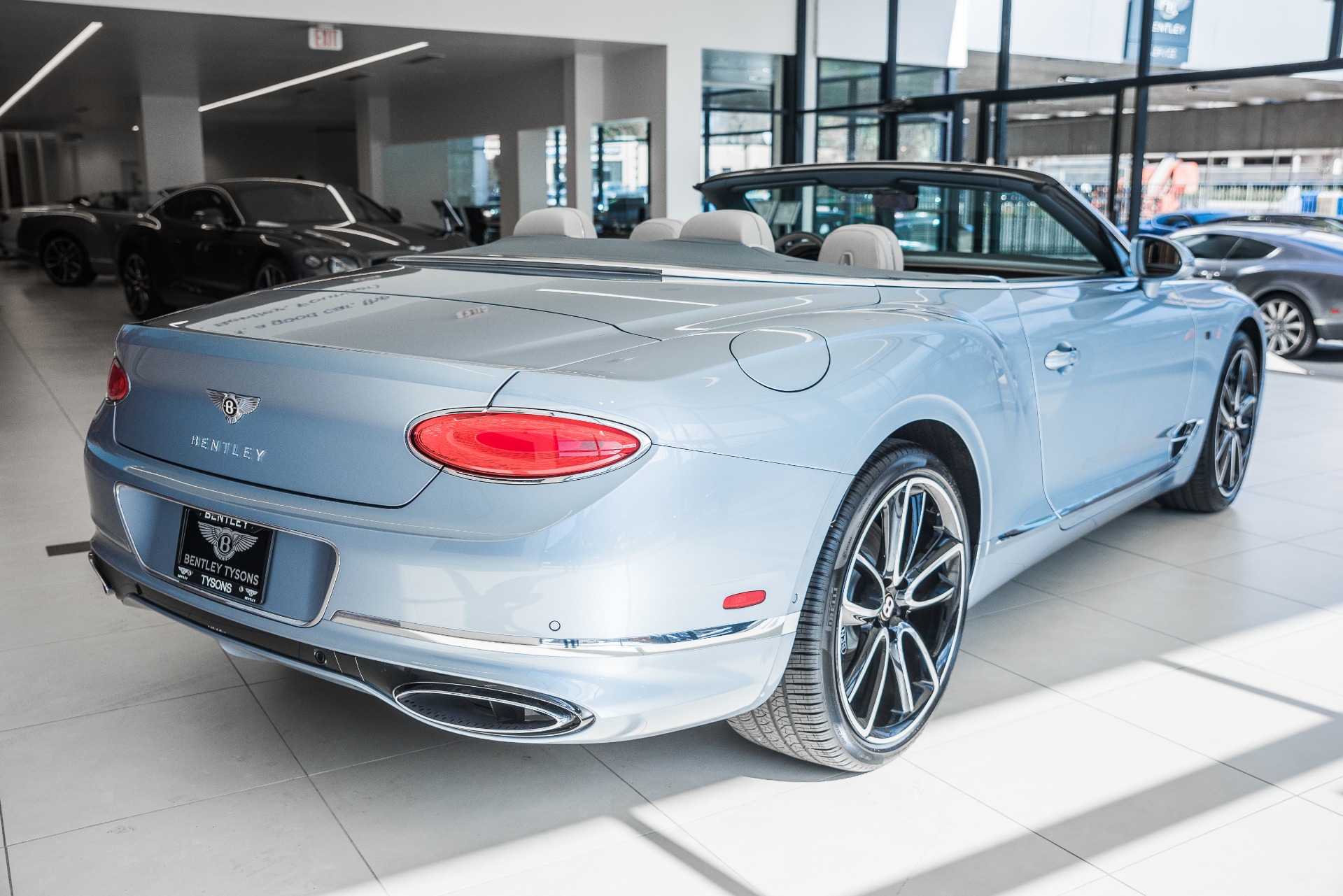 New 2020 Bentley Continental | St. Petersburg, FL