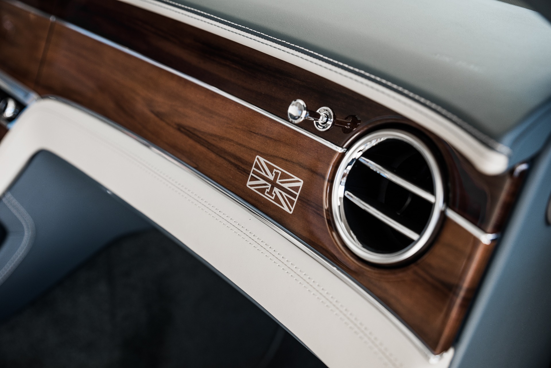 New 2020 Bentley Continental | St. Petersburg, FL
