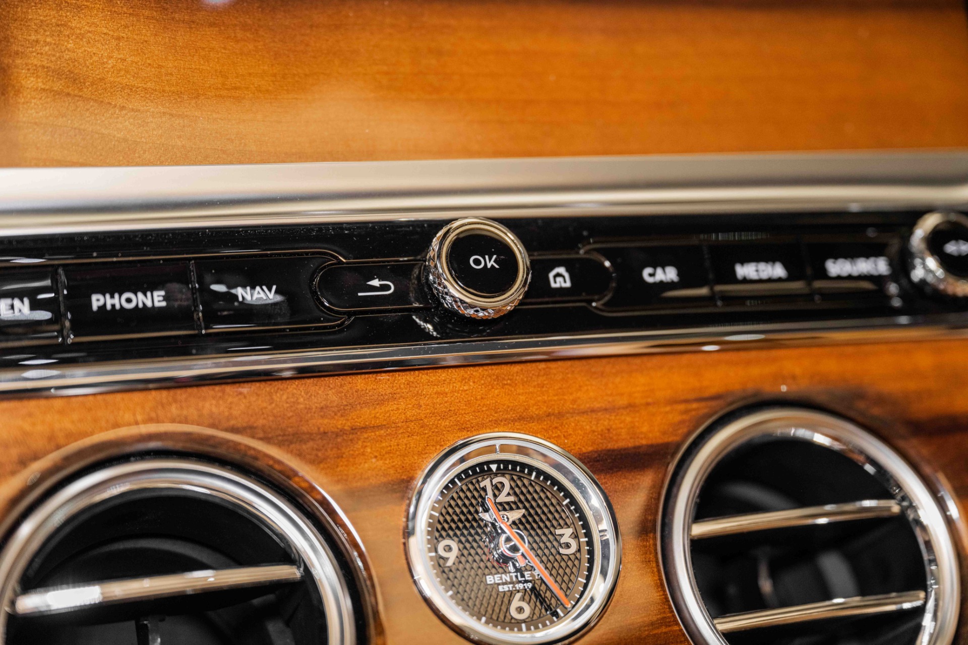 New 2020 Bentley Continental | St. Petersburg, FL