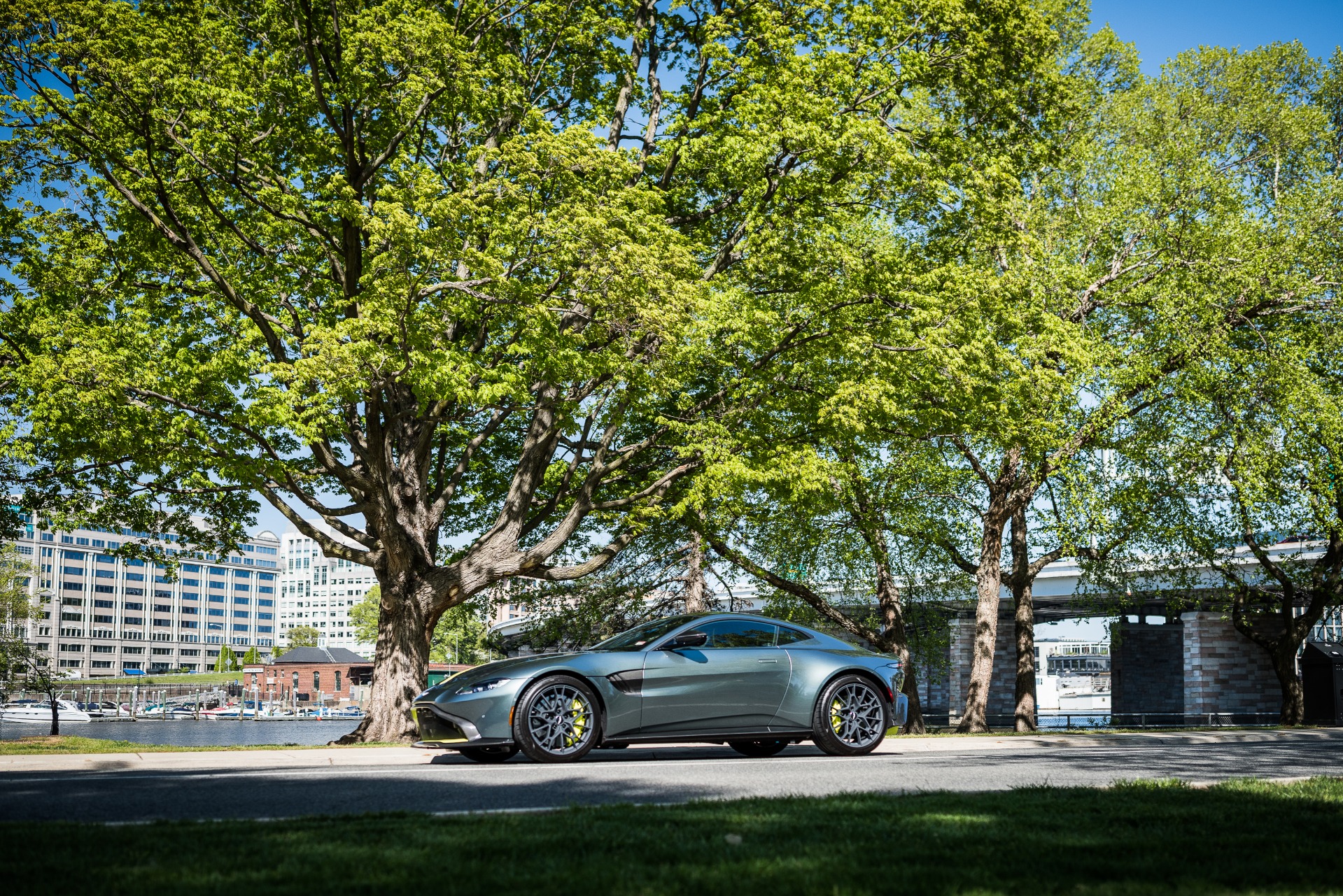 New 2020 Aston Martin Vantage AMR | St. Petersburg, FL