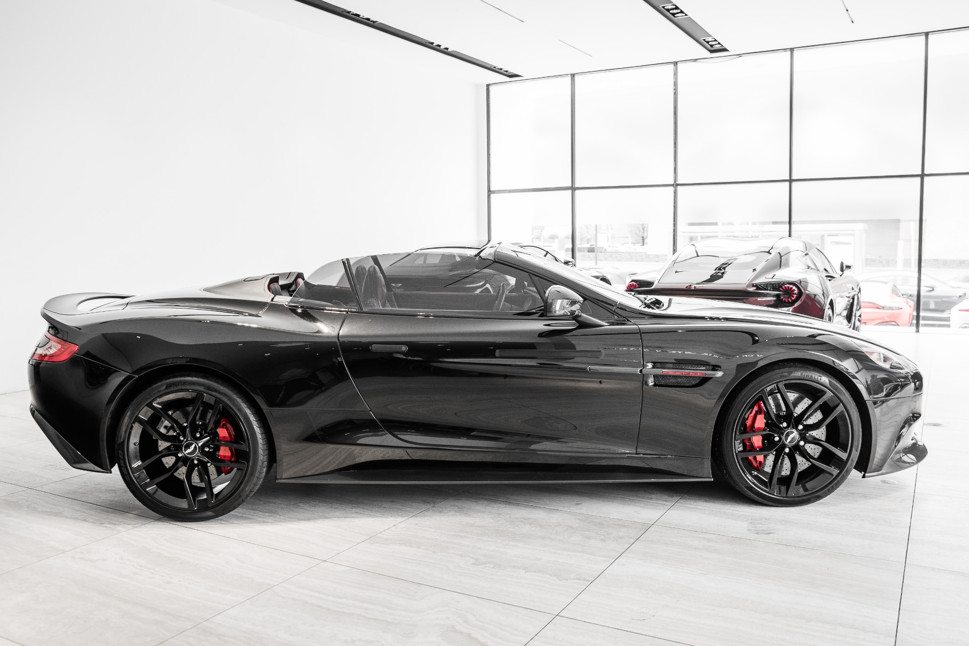 Used 2015 Aston Martin Vanquish Volante | St. Petersburg, FL