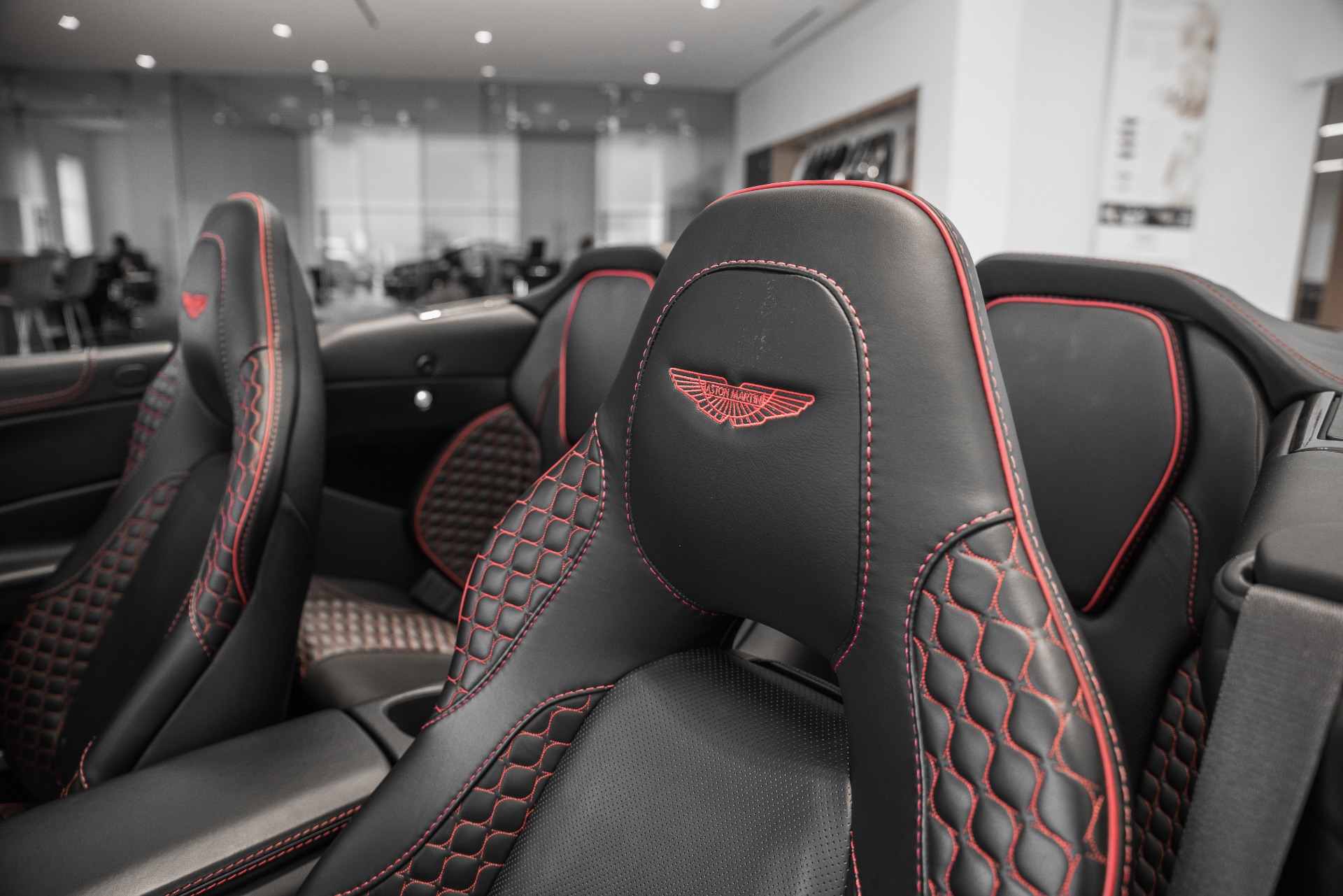 Used 2015 Aston Martin Vanquish Volante | St. Petersburg, FL
