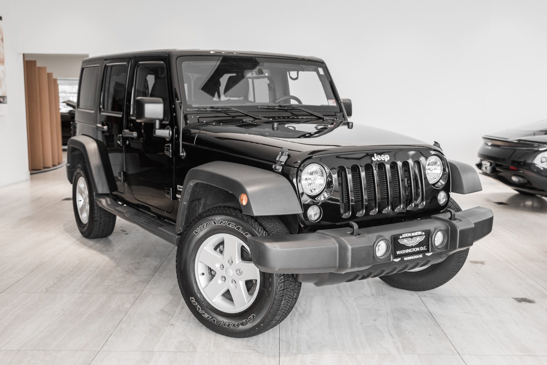 Used 2016 Jeep Wrangler Unlimited | Vienna, VA