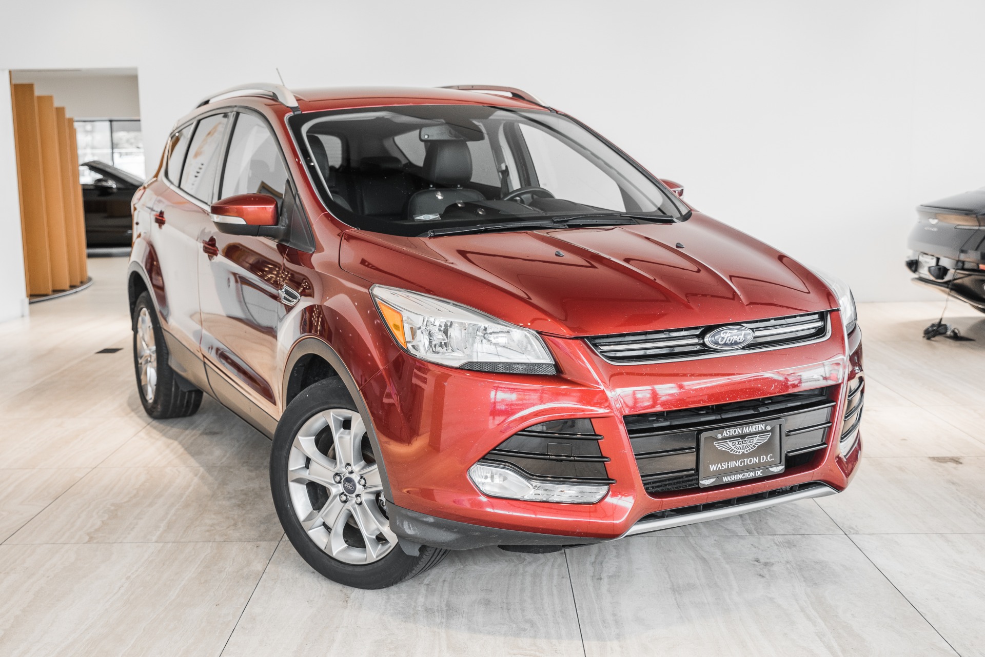 Used 2015 Ford Escape Titanium | Vienna, VA